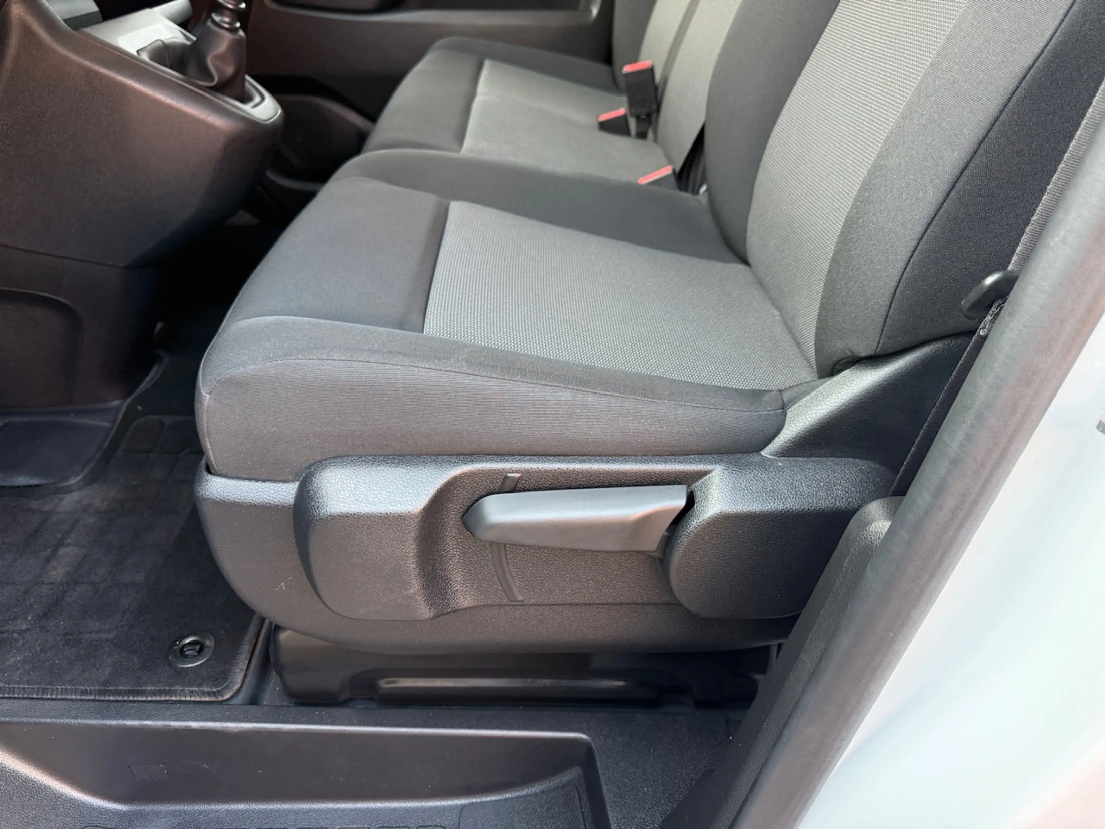 Fiat Scudo GB 1.5 Diesel 120pk L2/ Trekhaak/ 3 Zitplaatsen/ C — photo 28