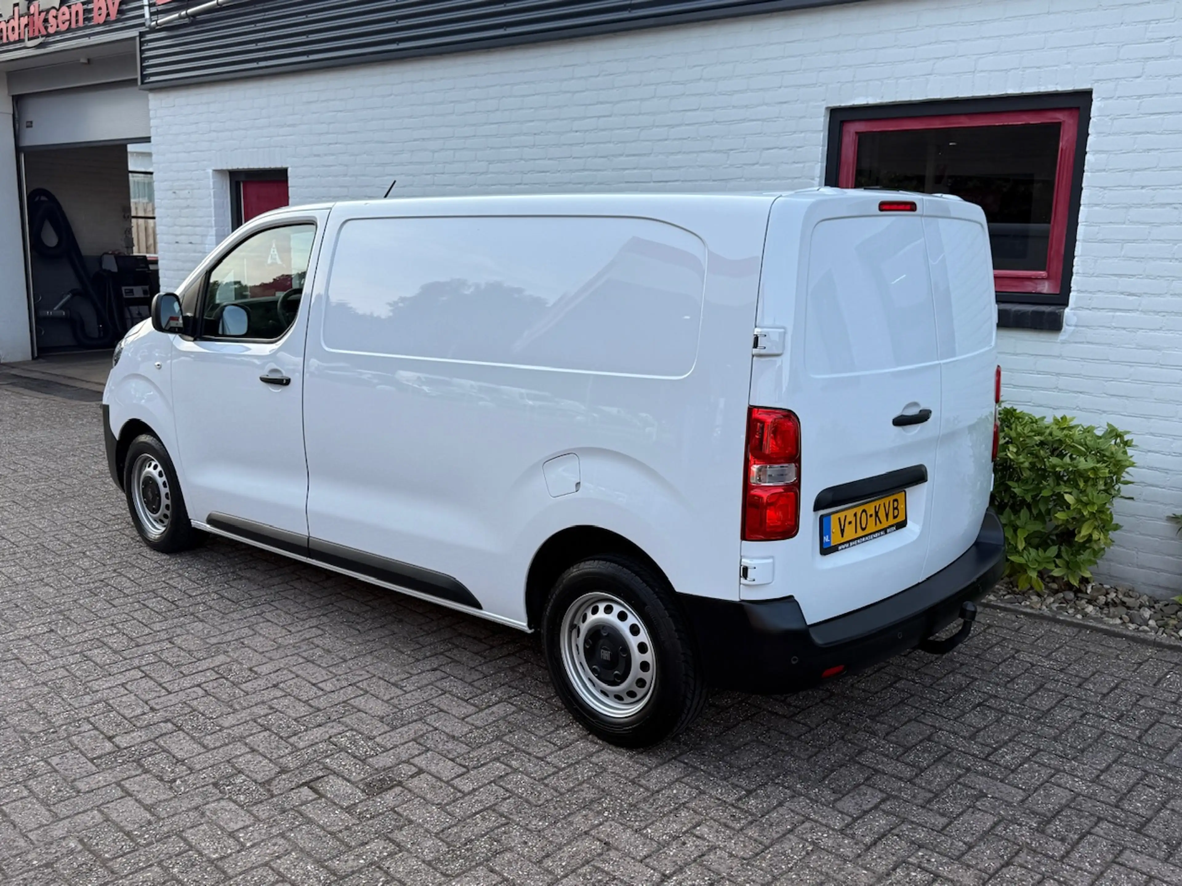 Fiat Scudo GB 1.5 Diesel 120pk L2/ Trekhaak/ 3 Zitplaatsen/ C — photo 7