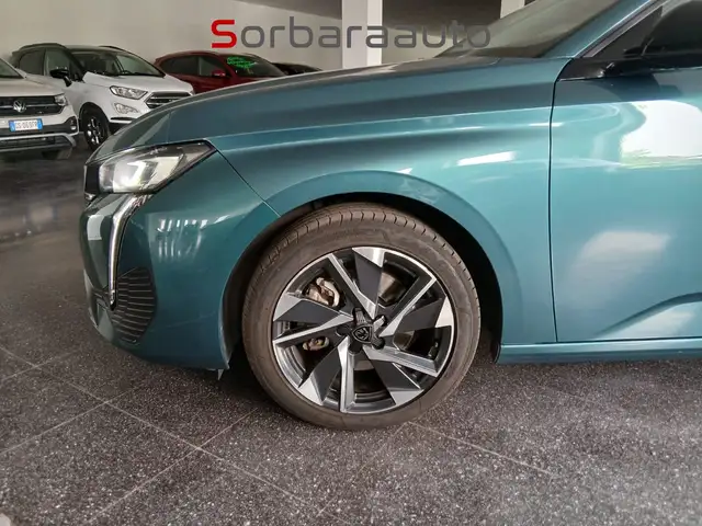 Peugeot 308 view 11