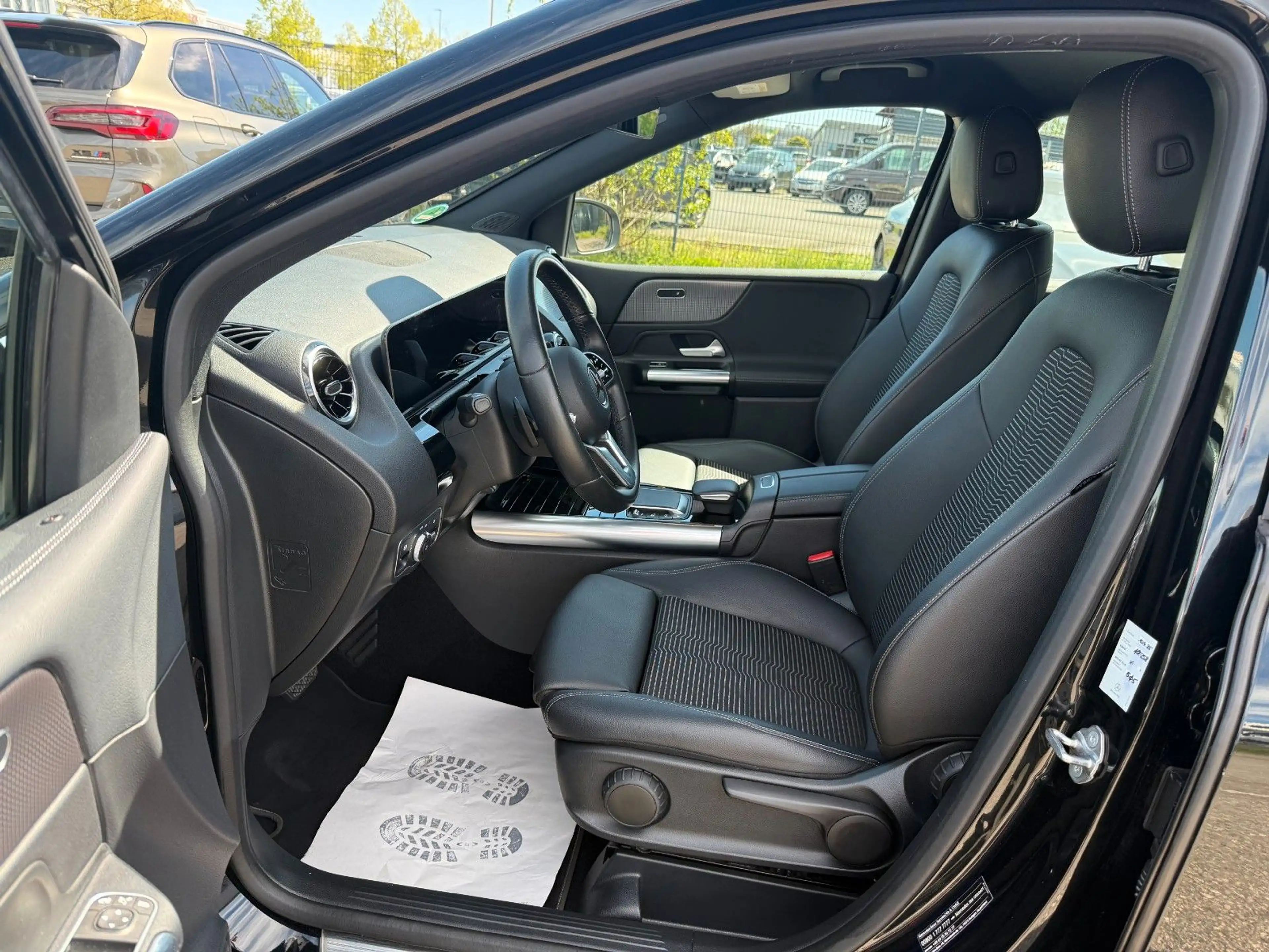Mercedes-Benz B 250 Aut./NAVI/KAMERA/LED/LEDER — photo 9