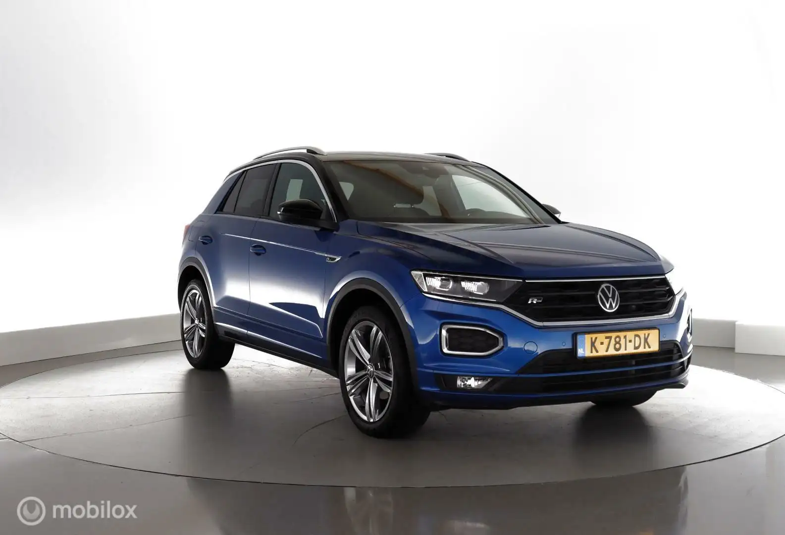 Volkswagen T-Roc 1.5 TSI 150PK Sport R-Line trekhaak|led|nav|cam|ac Blau - 2