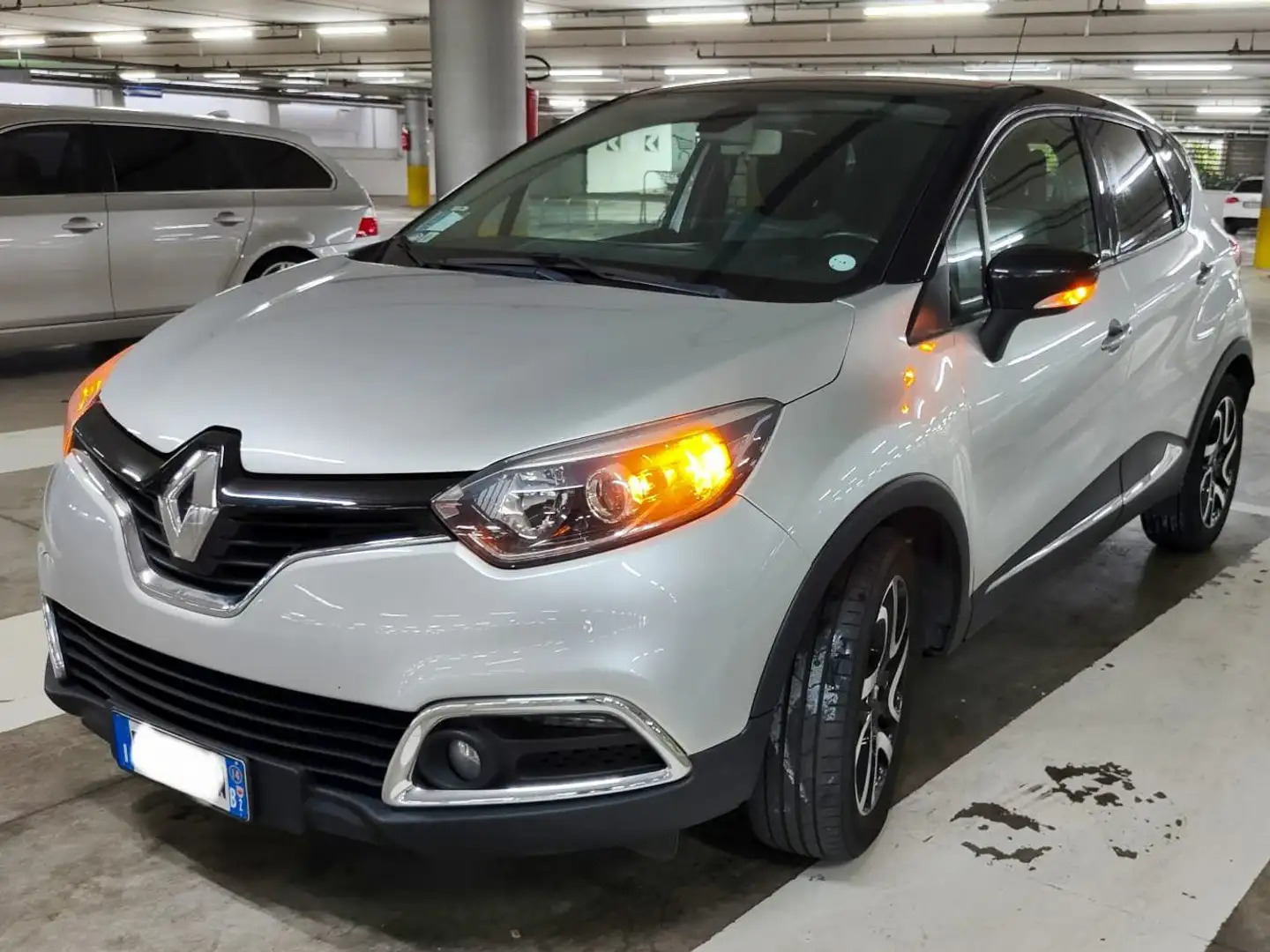 Renault Captur Captur 1.5 dci energy R-Link 90cv edc Plateado - 1
