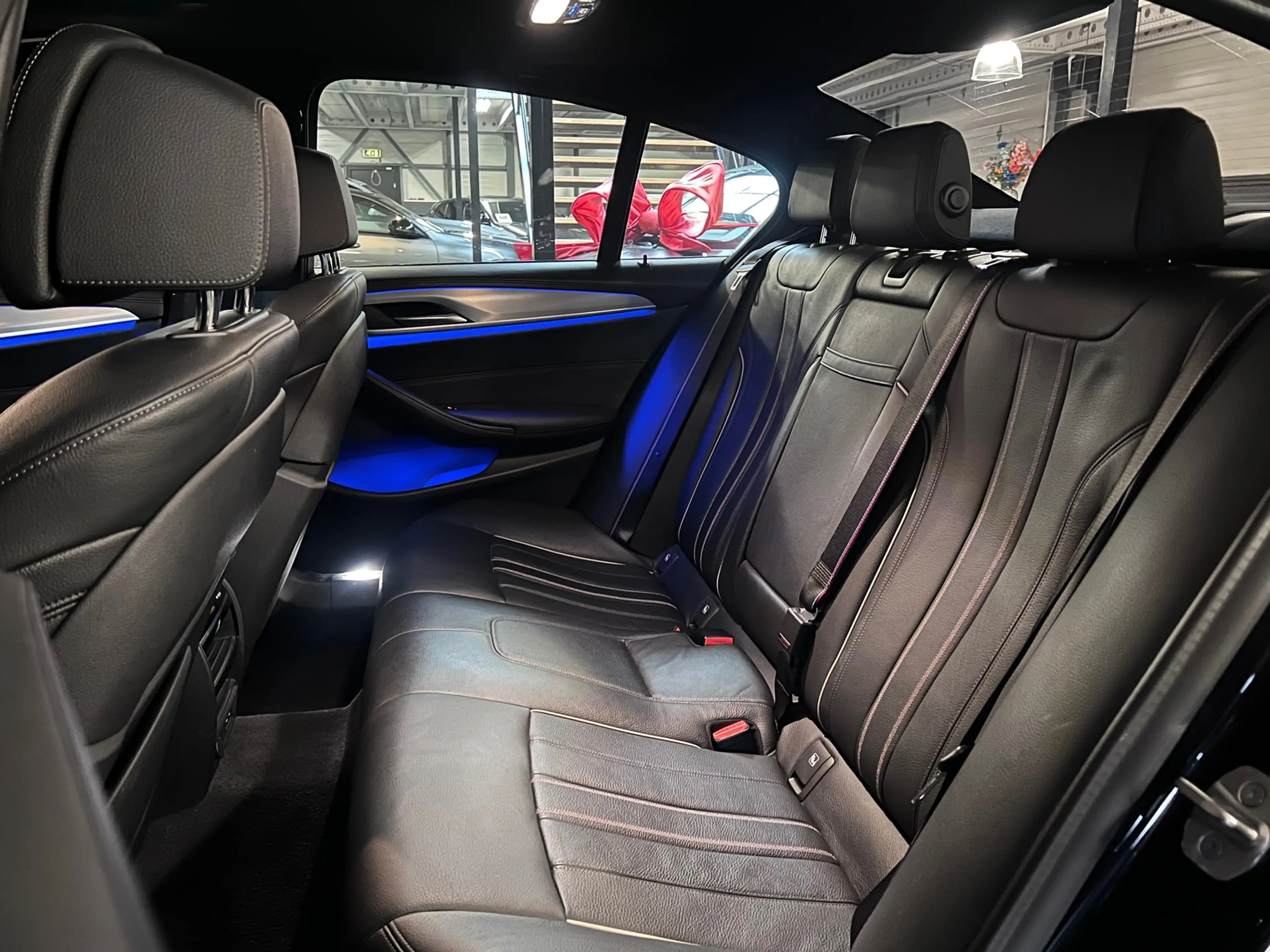 BMW 520 5-serie 520i High Executive Edition/M Pakket/Pano/ — photo 25