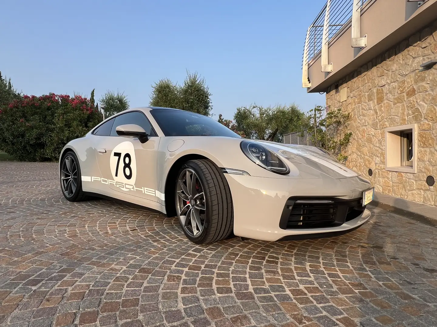 Porsche 911 Coupe 3.0 Carrera 4S auto - 1