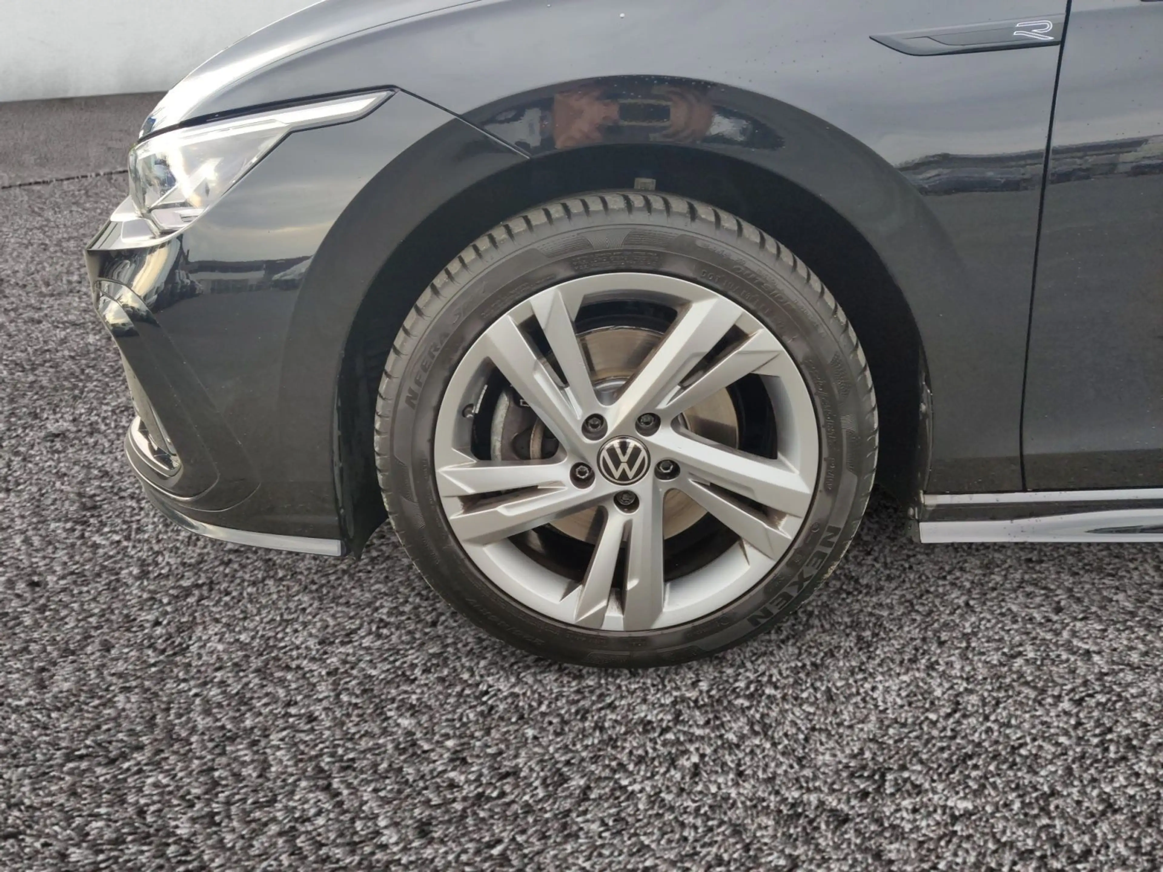 Volkswagen Golf Variant 2.0 TDI DSG R-Line Business LED — photo 11