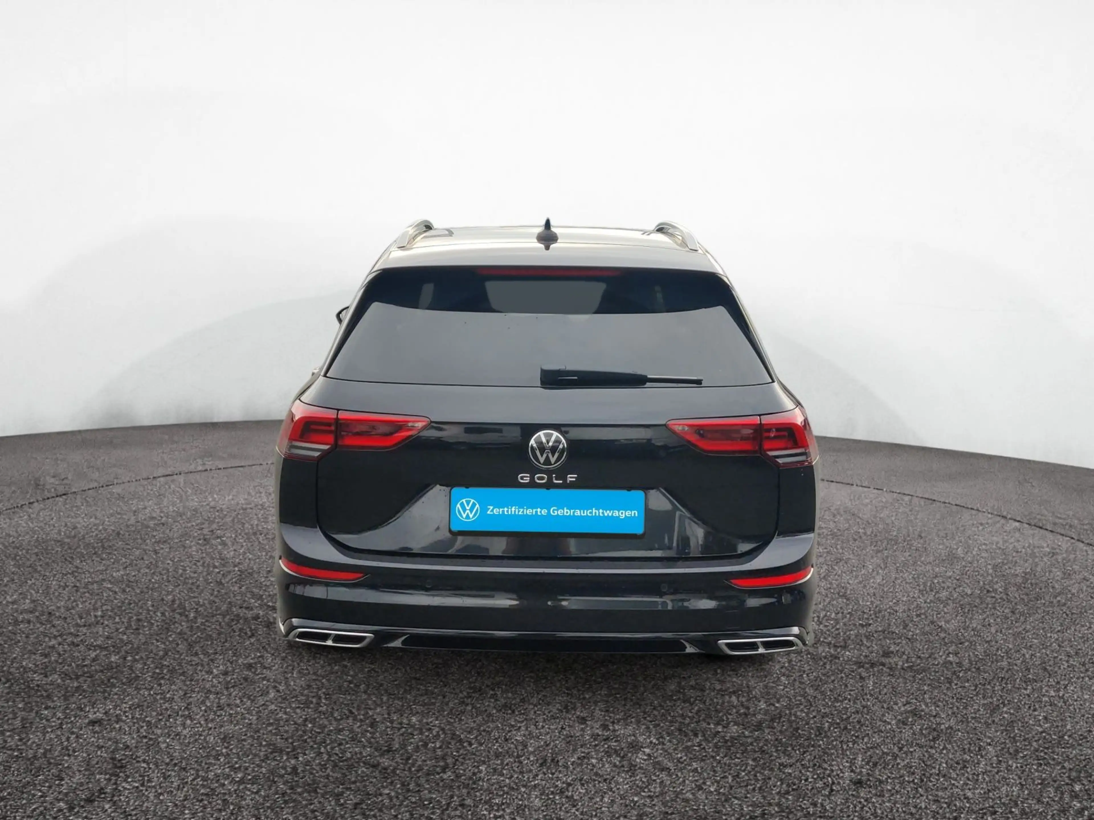 Volkswagen Golf Variant 2.0 TDI DSG R-Line Business LED — photo 5