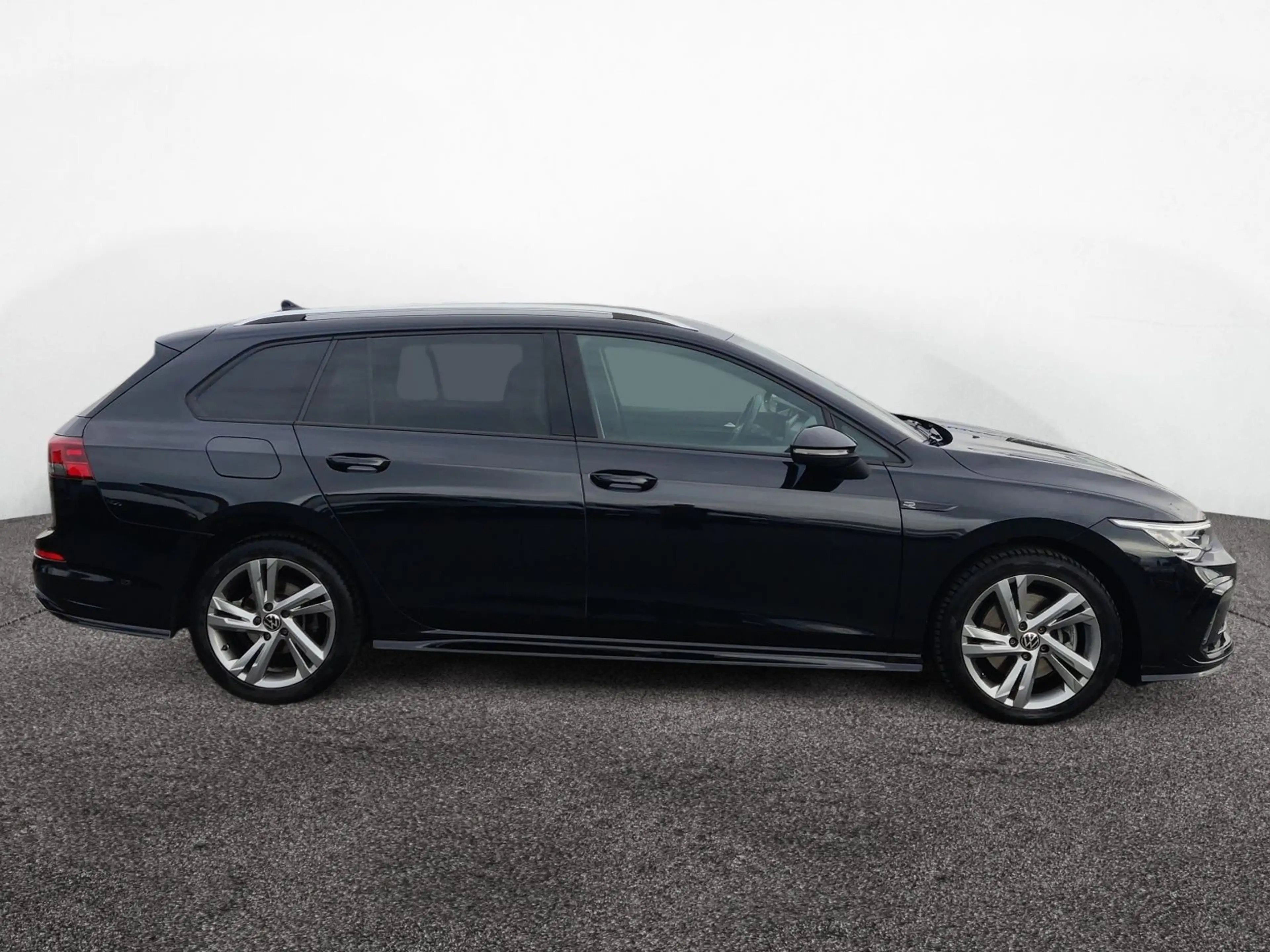 Volkswagen Golf Variant 2.0 TDI DSG R-Line Business LED — photo 8