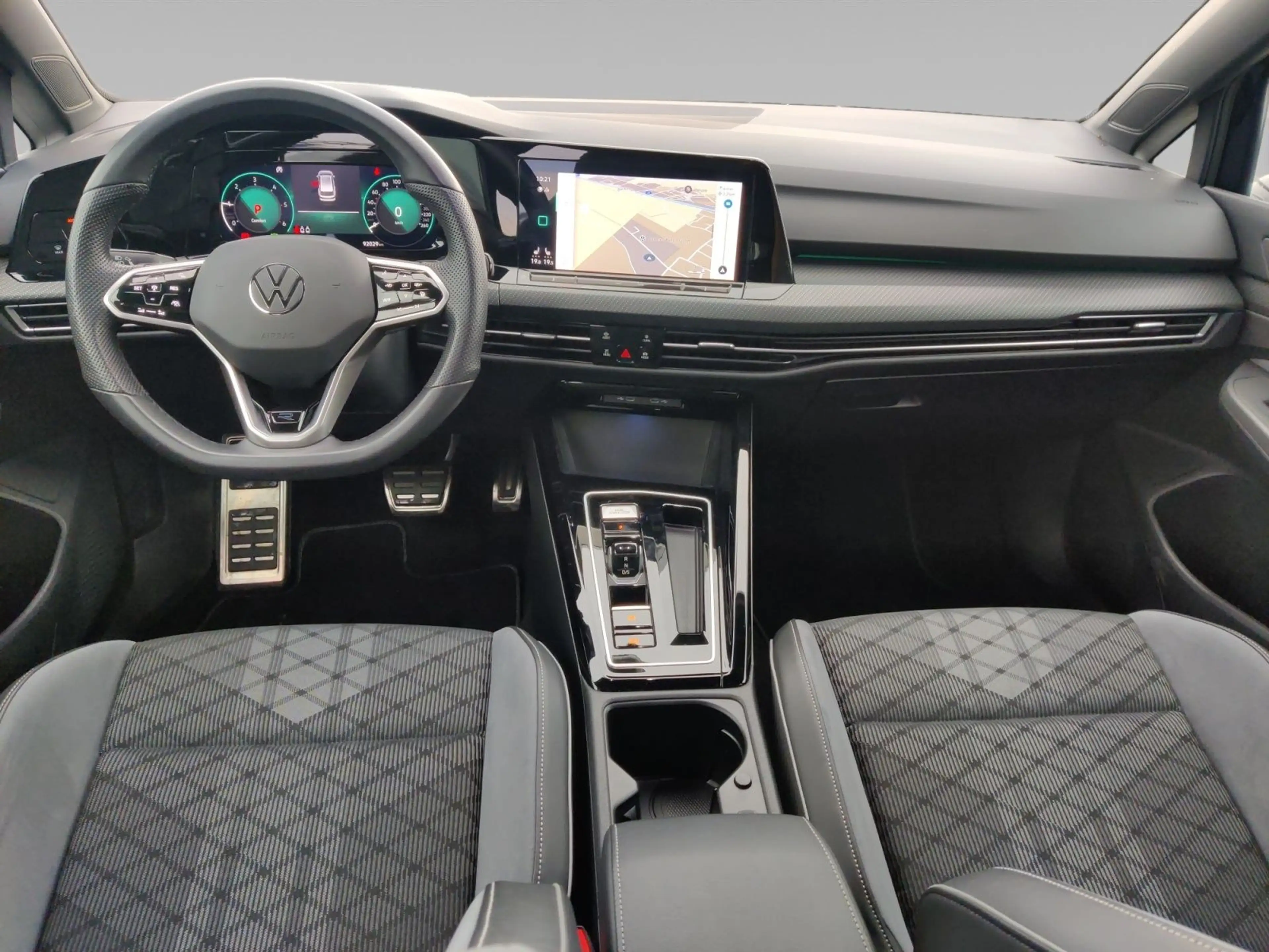 Volkswagen Golf Variant 2.0 TDI DSG R-Line Business LED — photo 13