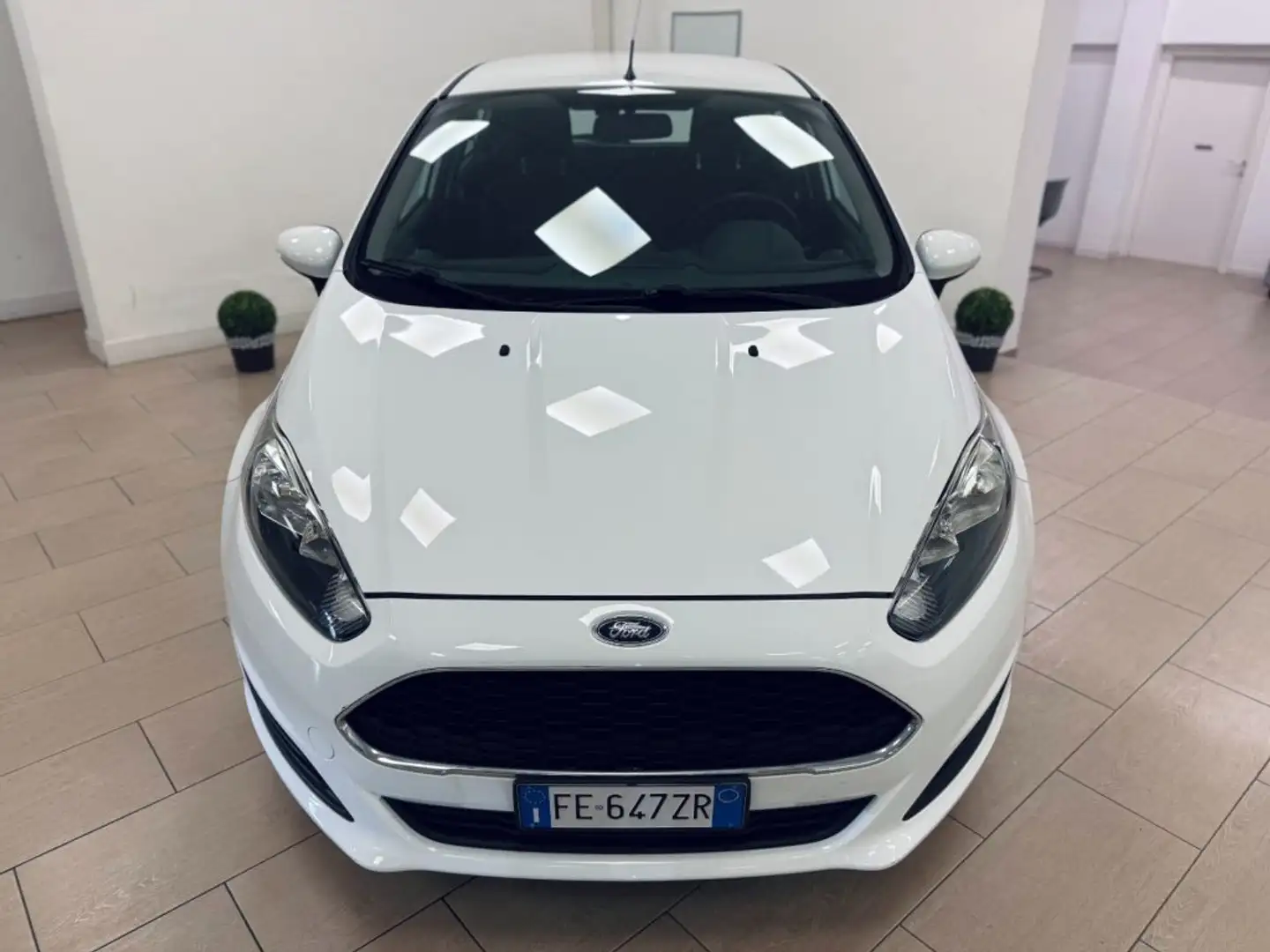 Ford Fiesta 1.2 Titanium - 66.000 Km - EURO6 Wit - 2