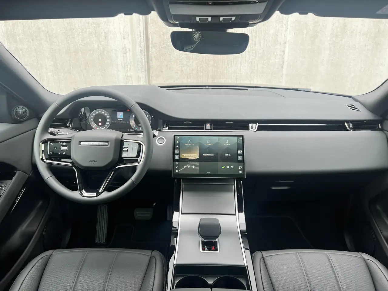 Land Rover Range Rover Evoque 2026 — фото 8