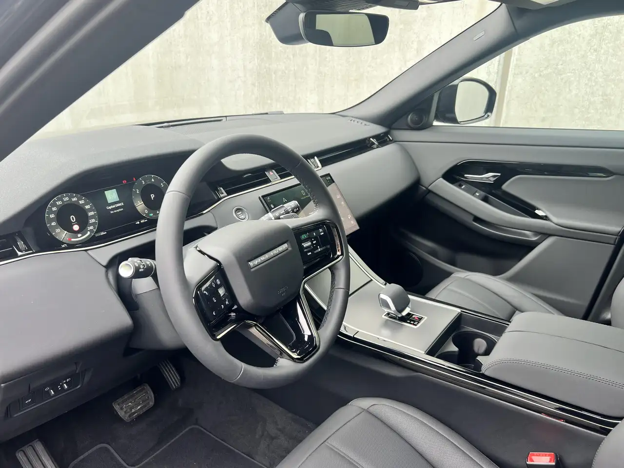 Land Rover Range Rover Evoque 2026 — фото 9