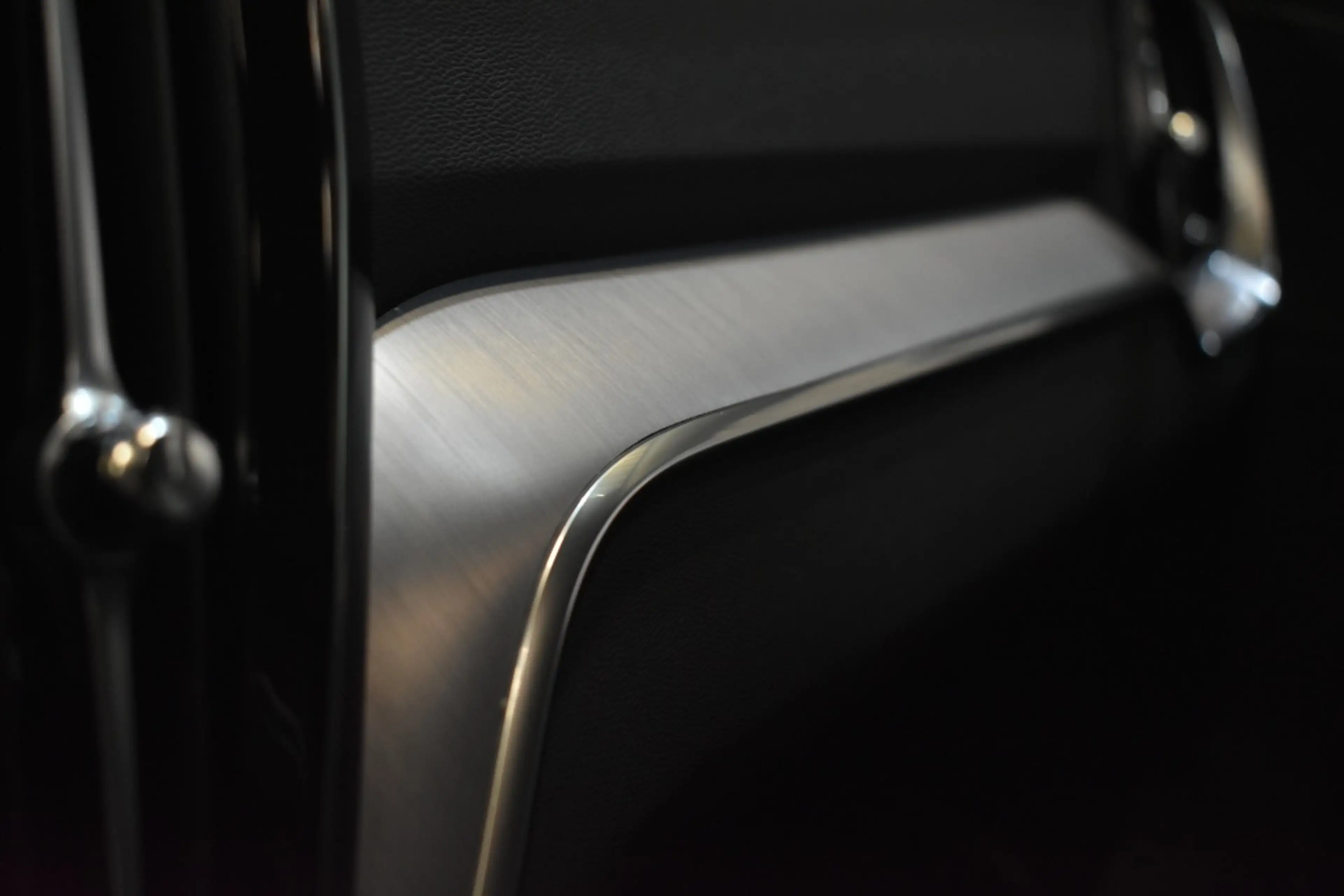 Volvo V60 T6 350PK AWD Essential Bright | 18” | Getint Glas — photo 29