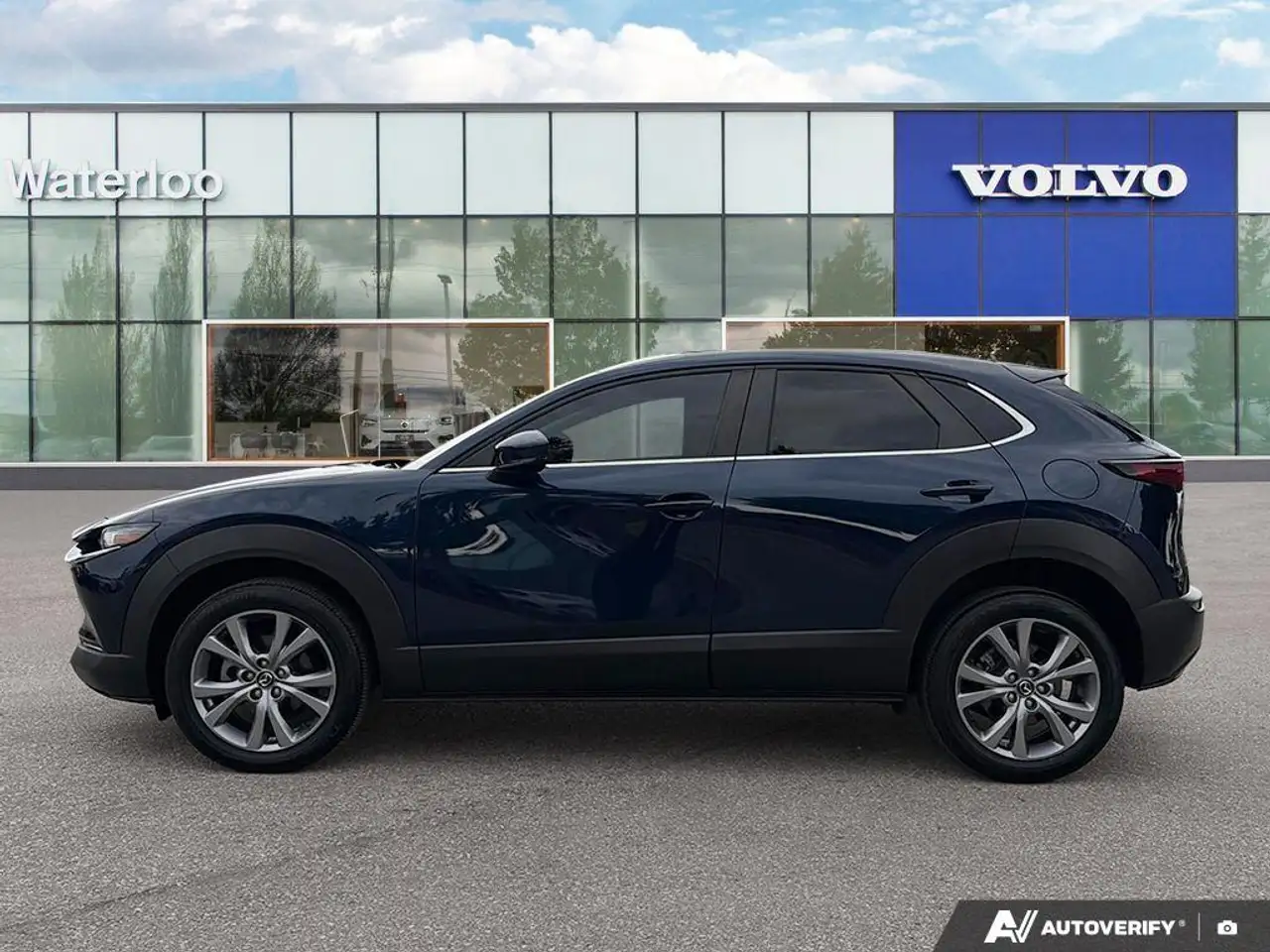 Mazda CX-30 снимка Mazda CX-30