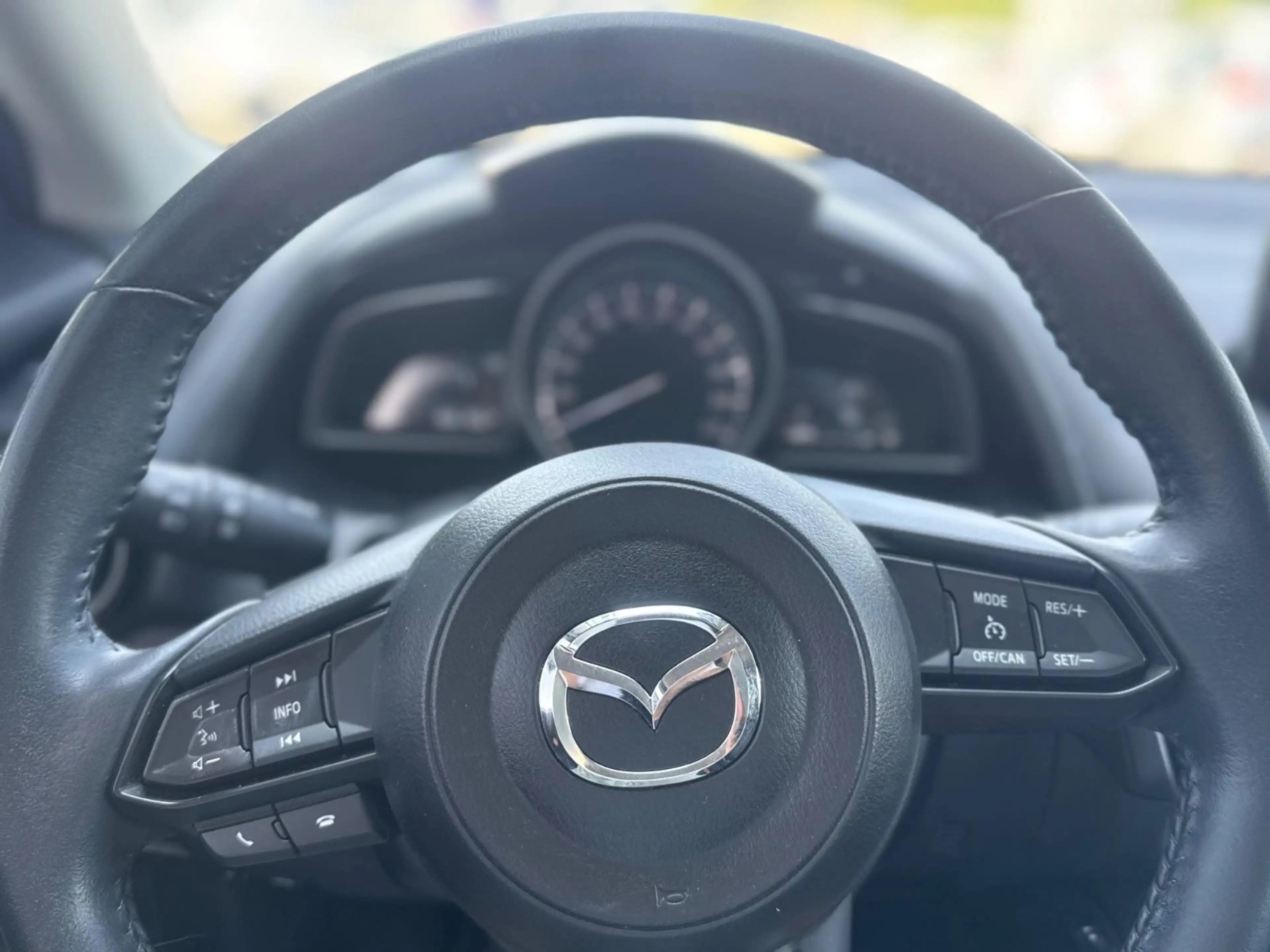 Mazda 2 Lim. Kizoku** TOP ZUSTAND ** EURO 6 — photo 6