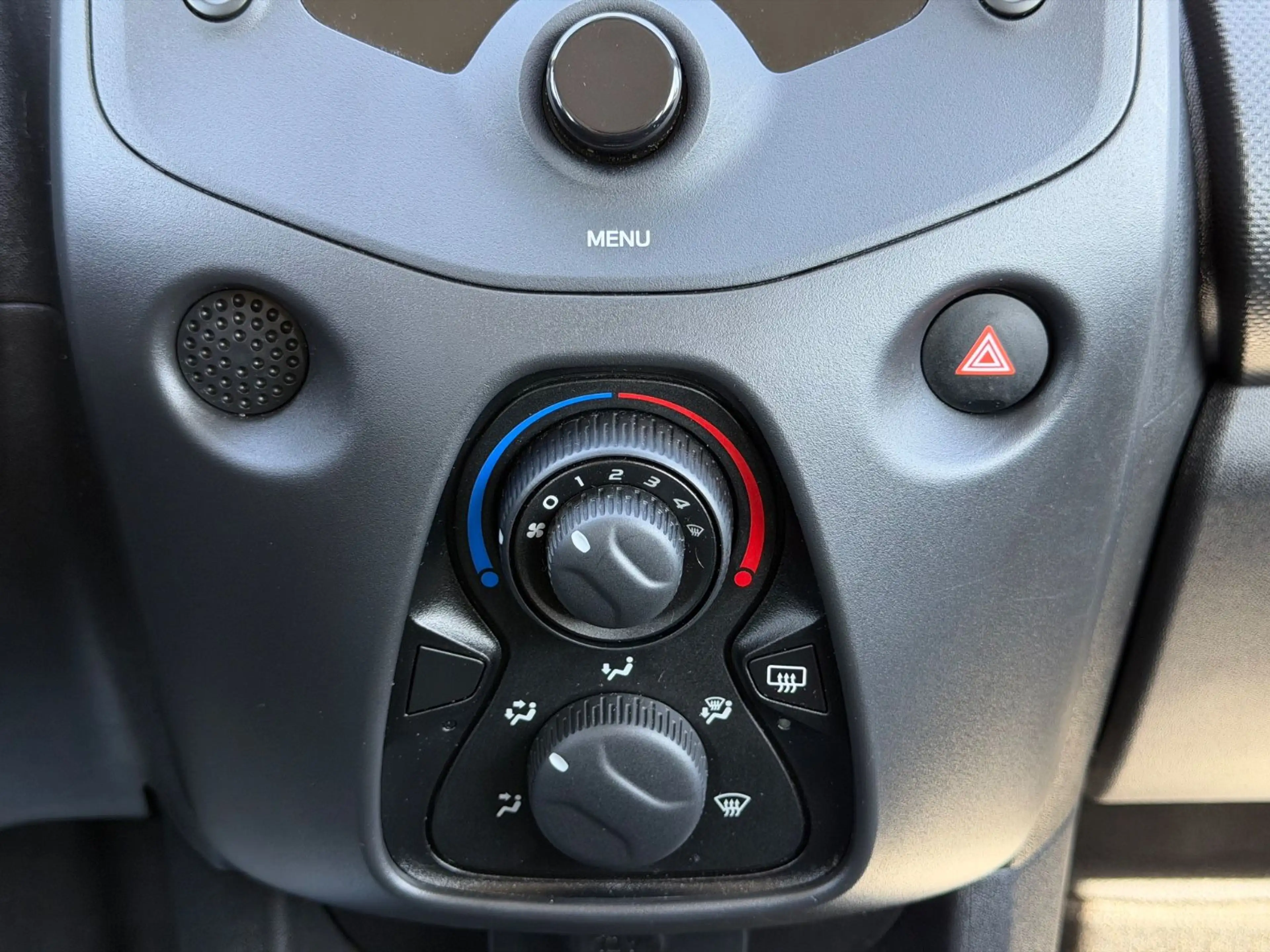 Citroen C1 Live/1 HAND/BLUETOOTH/TÜV 3.28/GEPFLEGT — photo 11
