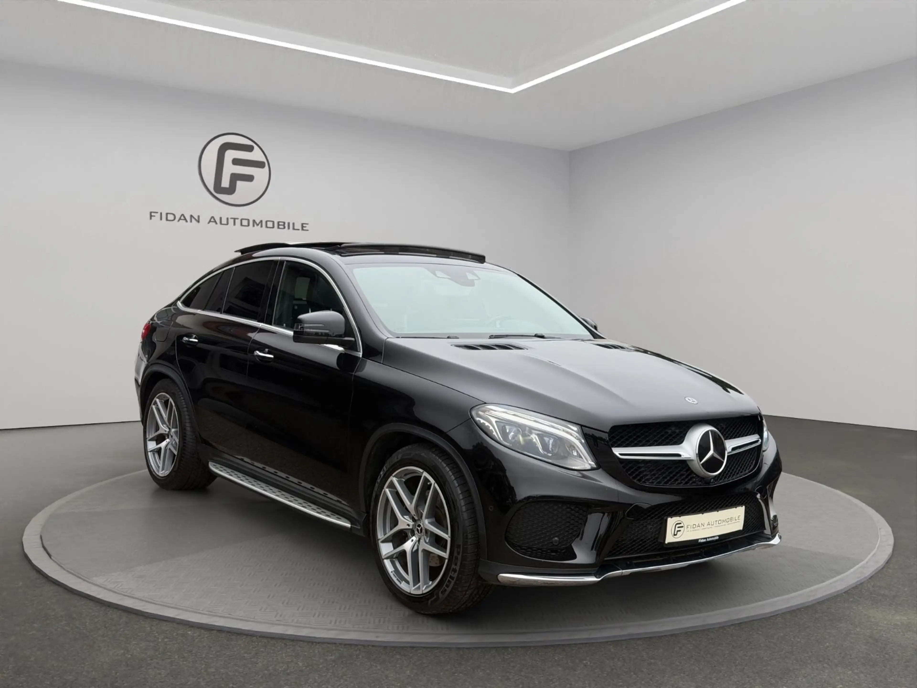Mercedes-Benz GLE 350 d Coupe AMG-Line 4Matic*Pano*360*AHK*Dist — photo 4