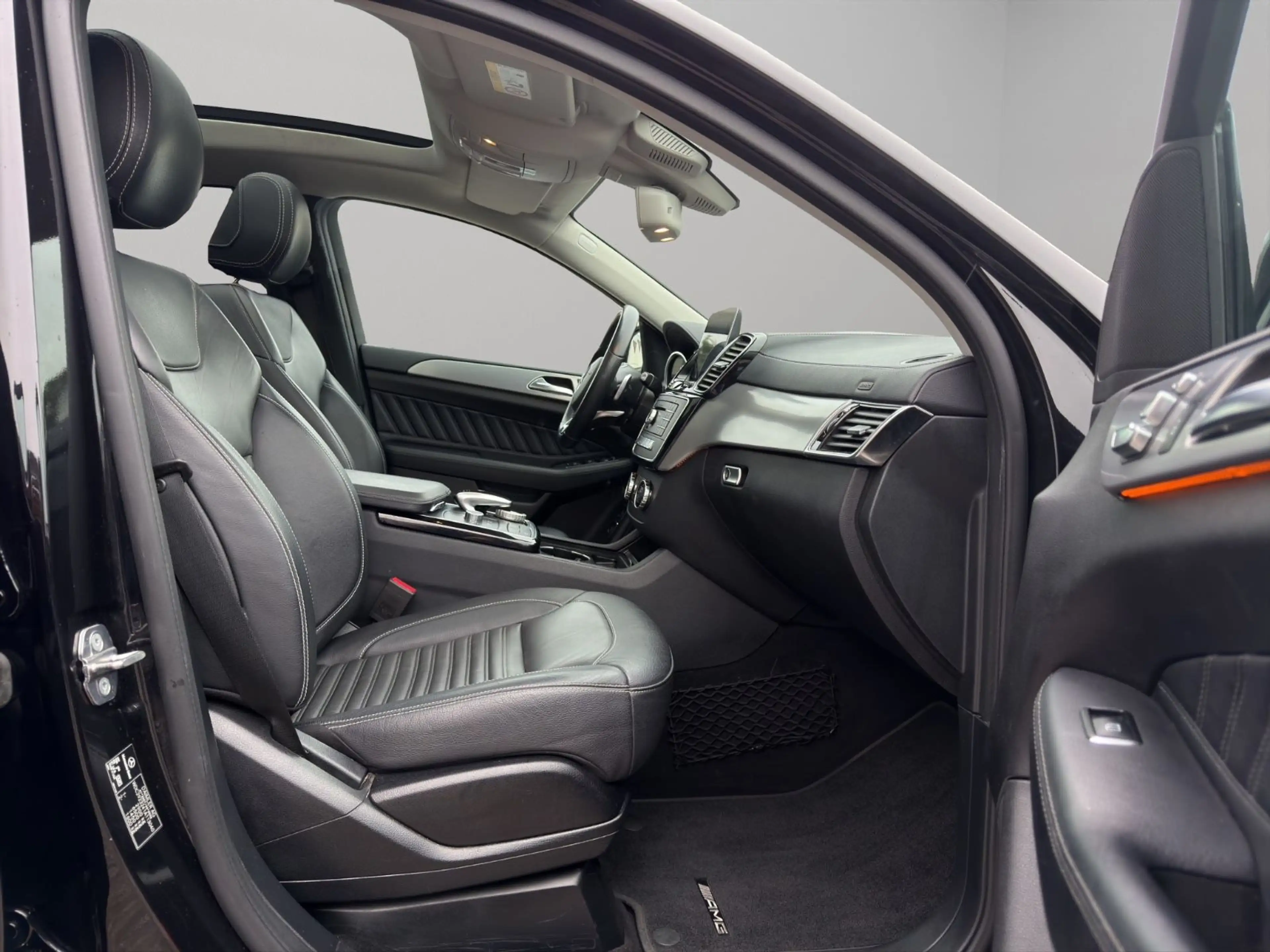 Mercedes-Benz GLE 350 d Coupe AMG-Line 4Matic*Pano*360*AHK*Dist — photo 11