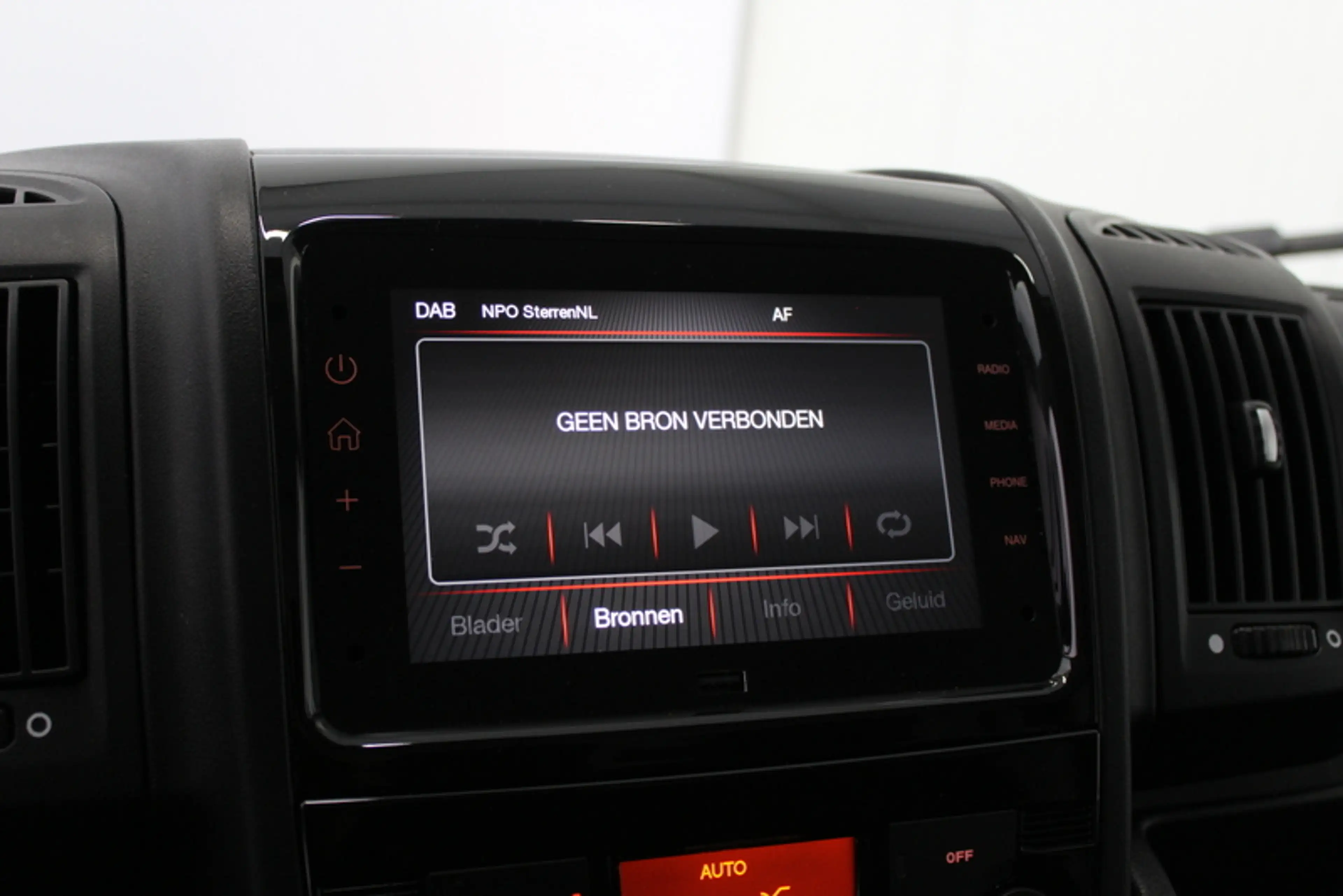 Citroen Jumper 35 2.2 BlueHDi 140 L3H2 Control 141PK, RIJKLAAR | — photo 9