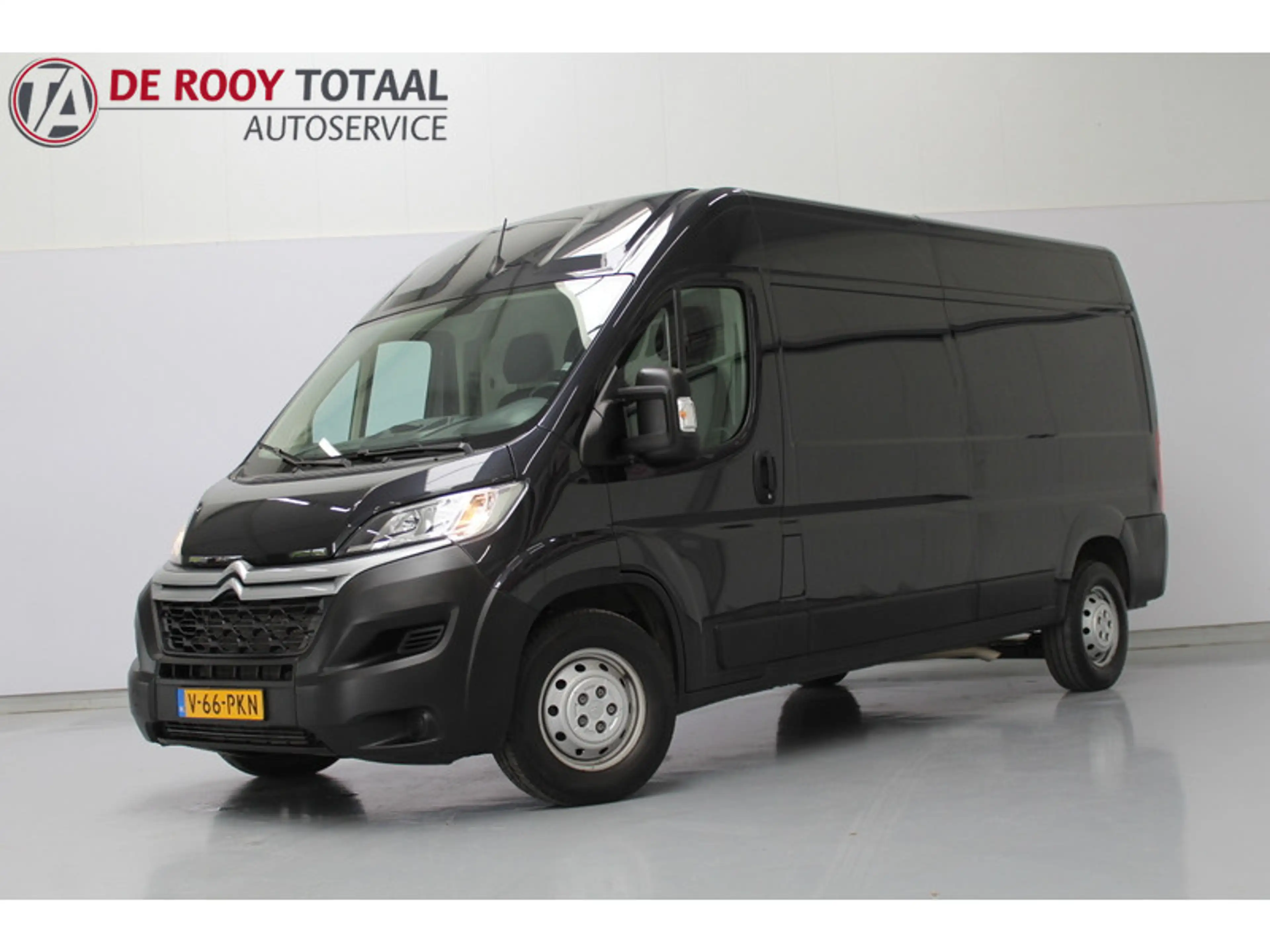 Citroen Jumper 35 2.2 BlueHDi 140 L3H2 Control 141PK, RIJKLAAR |