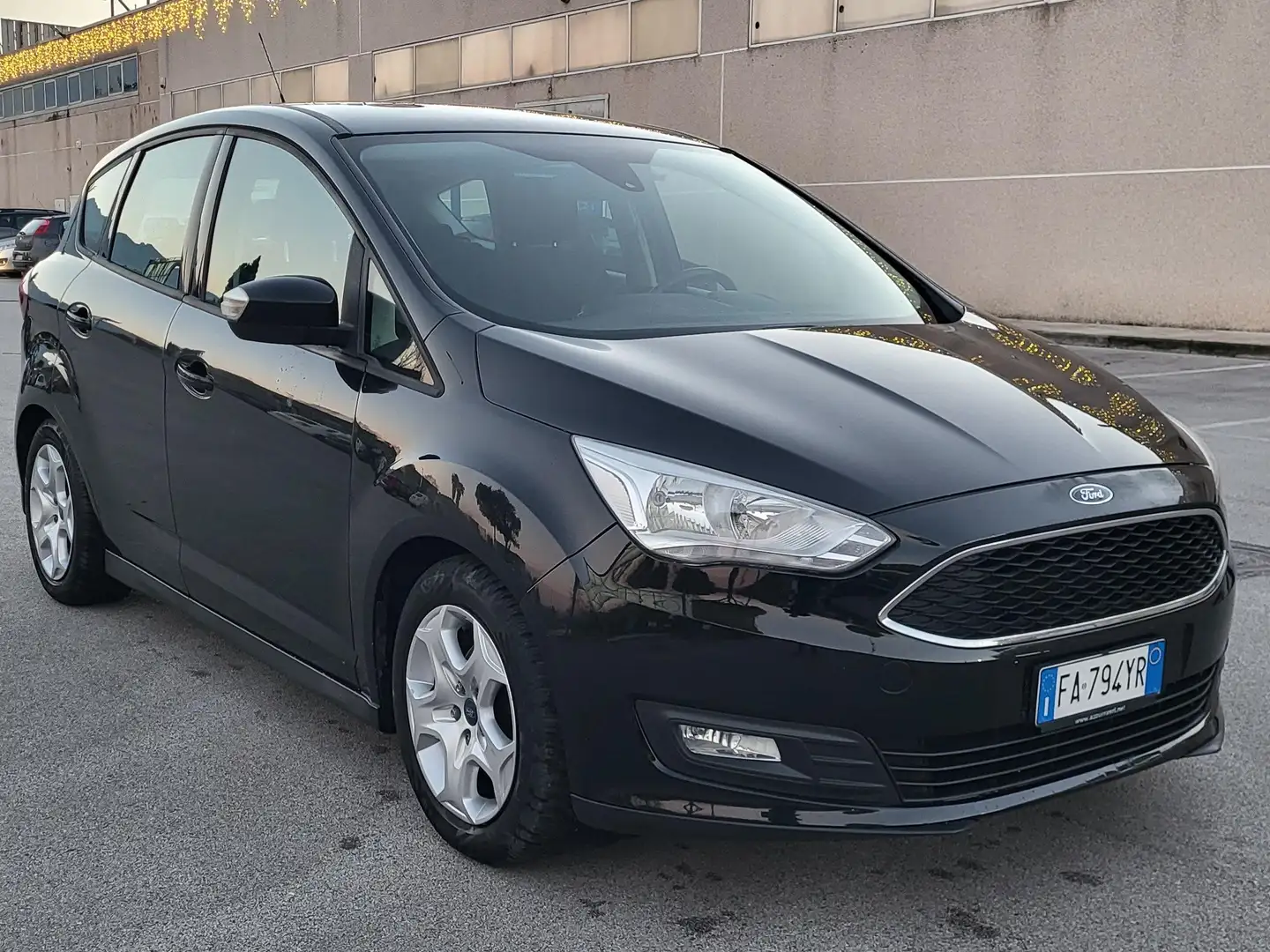 Ford C-Max C-Max III 2015 1.6 Titanium Gpl 120cv Noir - 1
