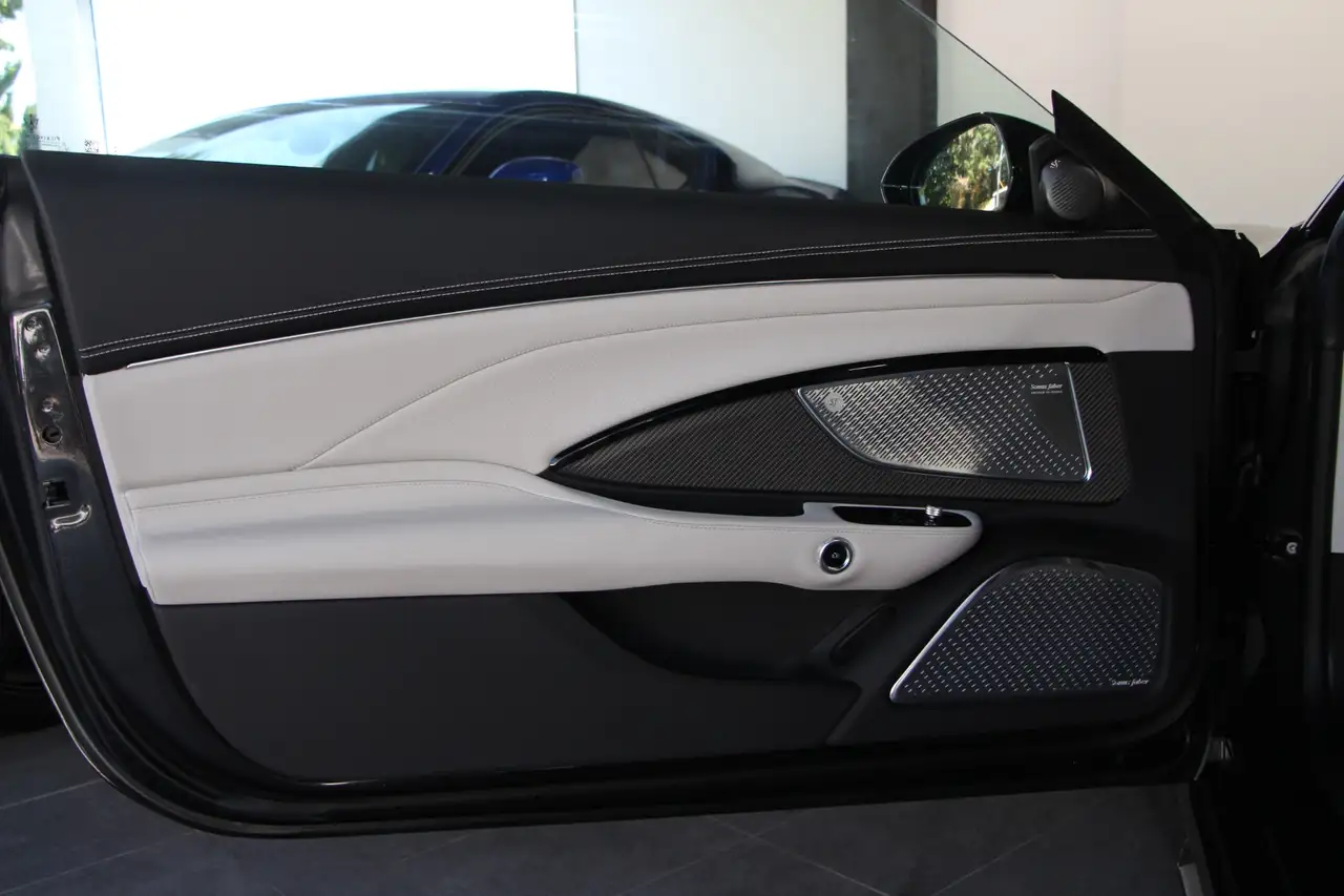 Maserati GranTurismo 2023 — фото 14