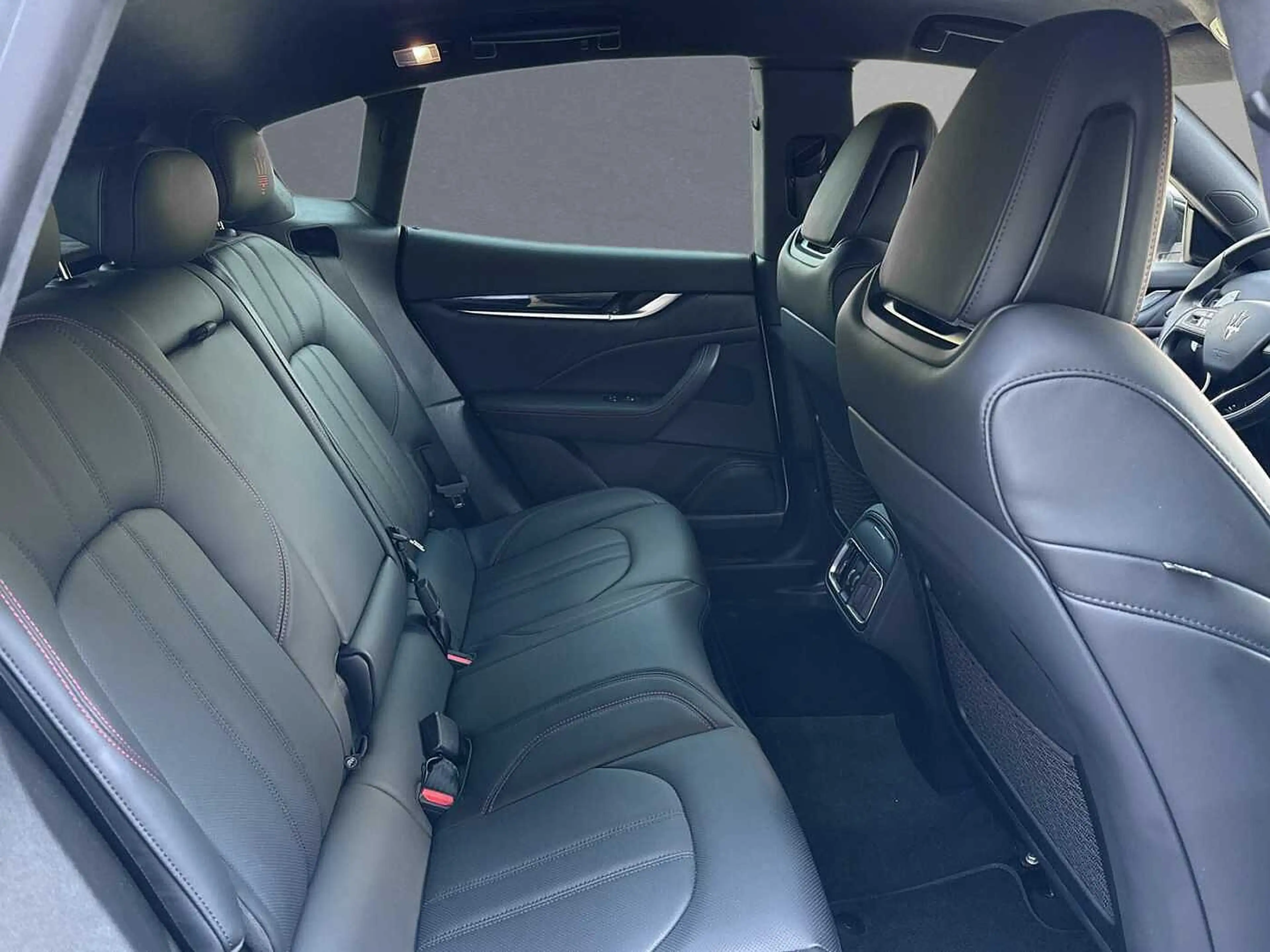 Maserati Levante Modena - Maserati Regensburg — photo 5