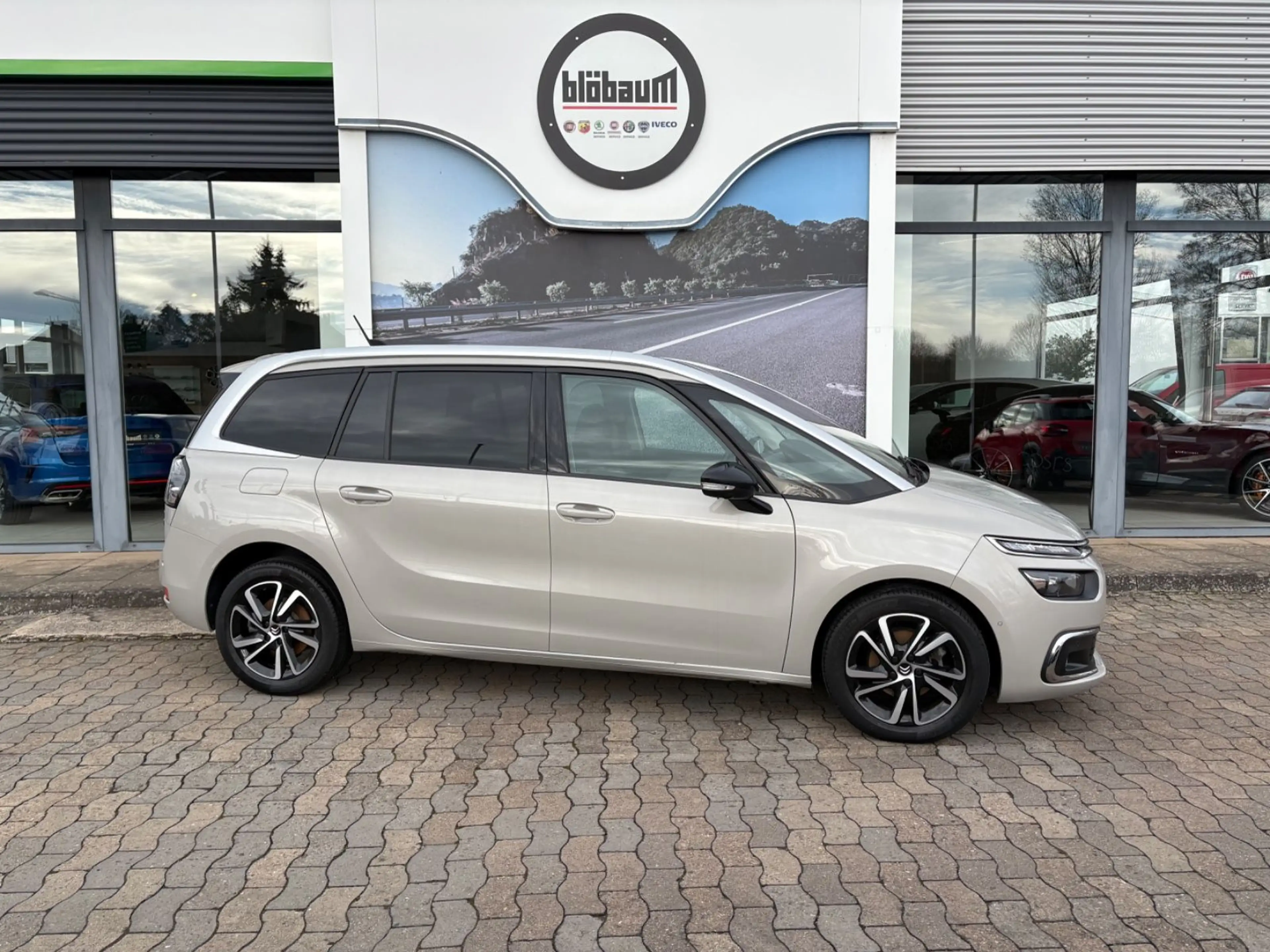 Citroen Grand C4 Picasso /Spacetourer Shine Pack 7 Sitzer