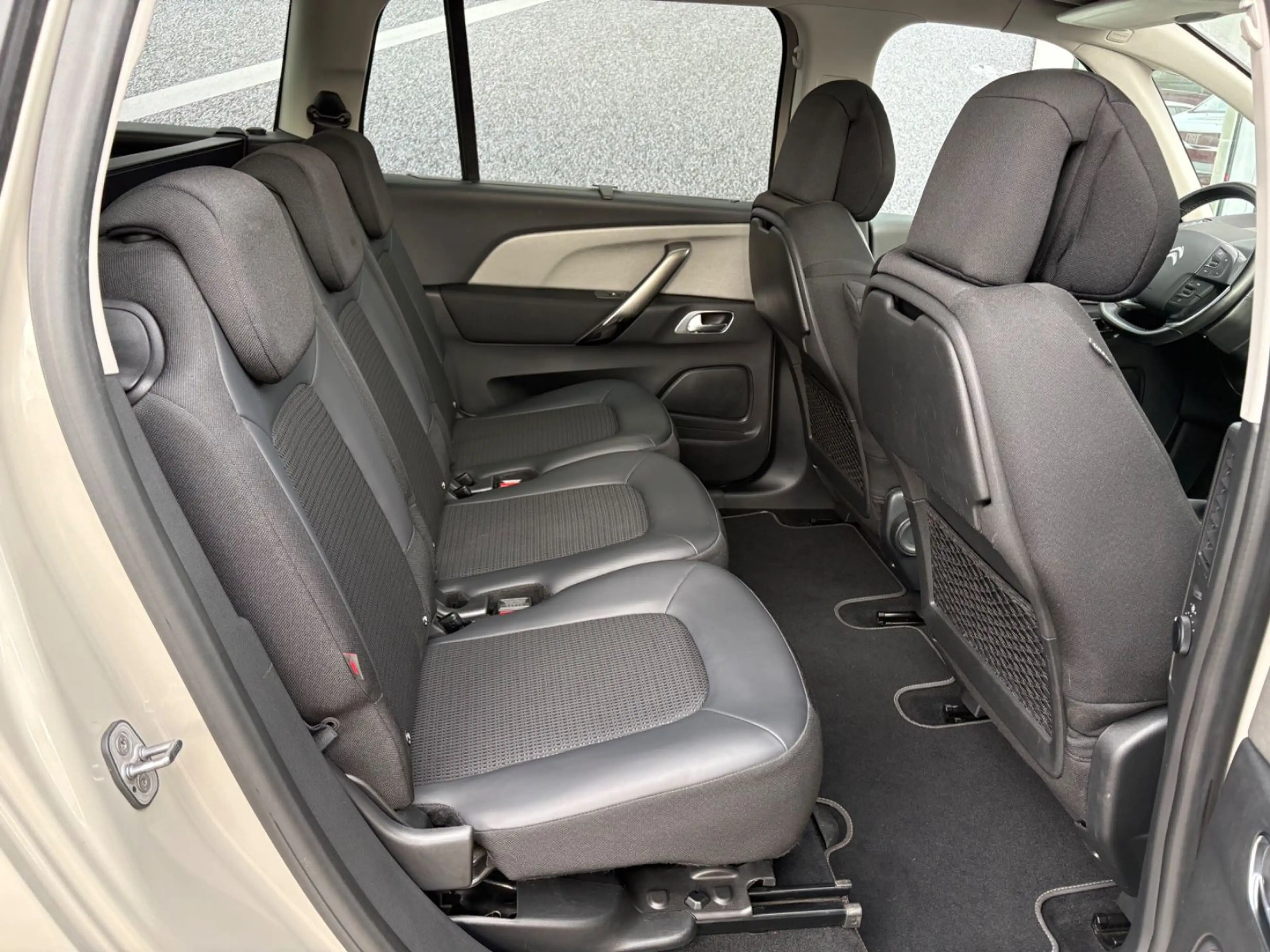 Citroen Grand C4 Picasso /Spacetourer Shine Pack 7 Sitzer — photo 10
