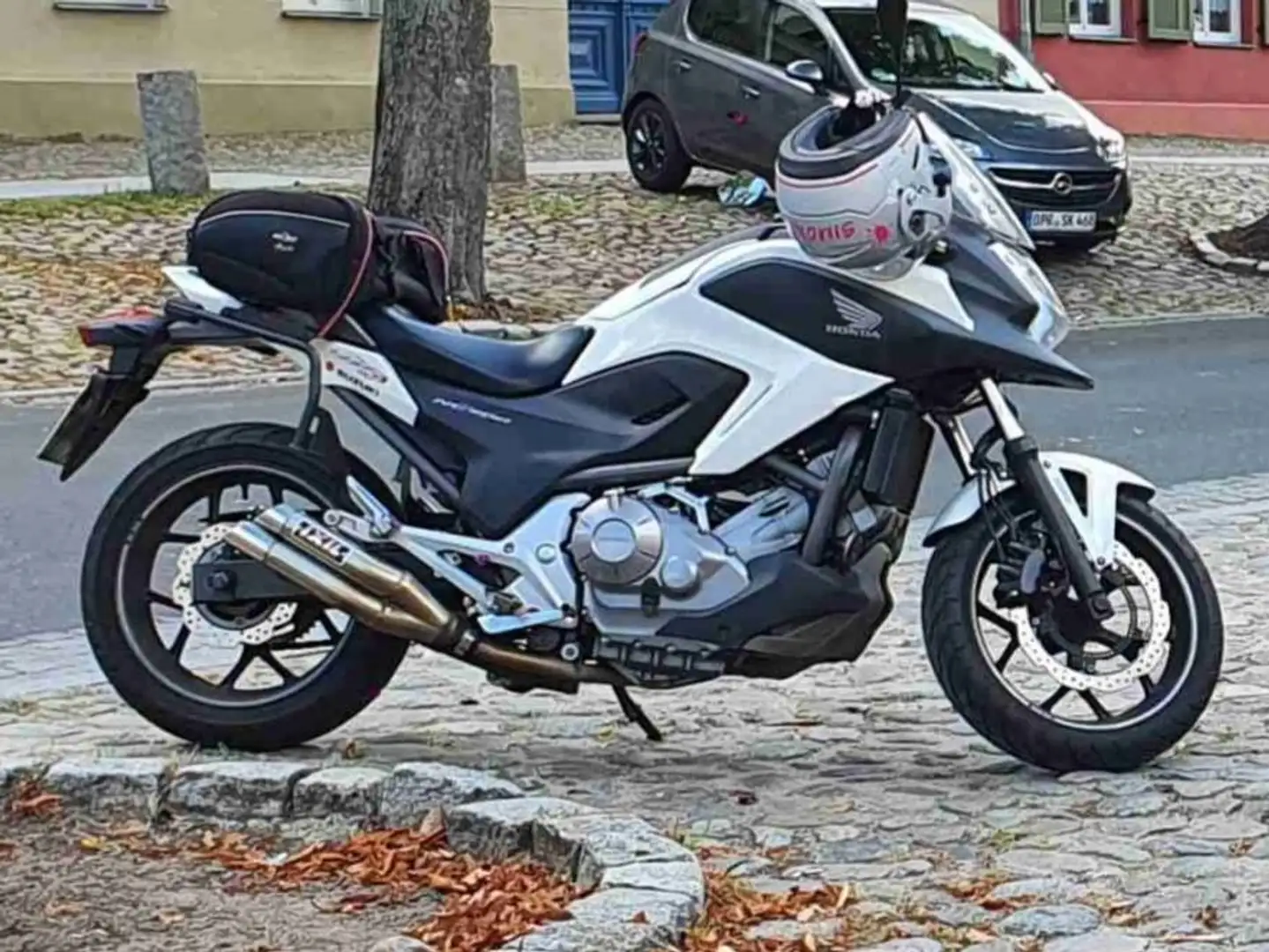 Honda NC 700 XA Wit - 2