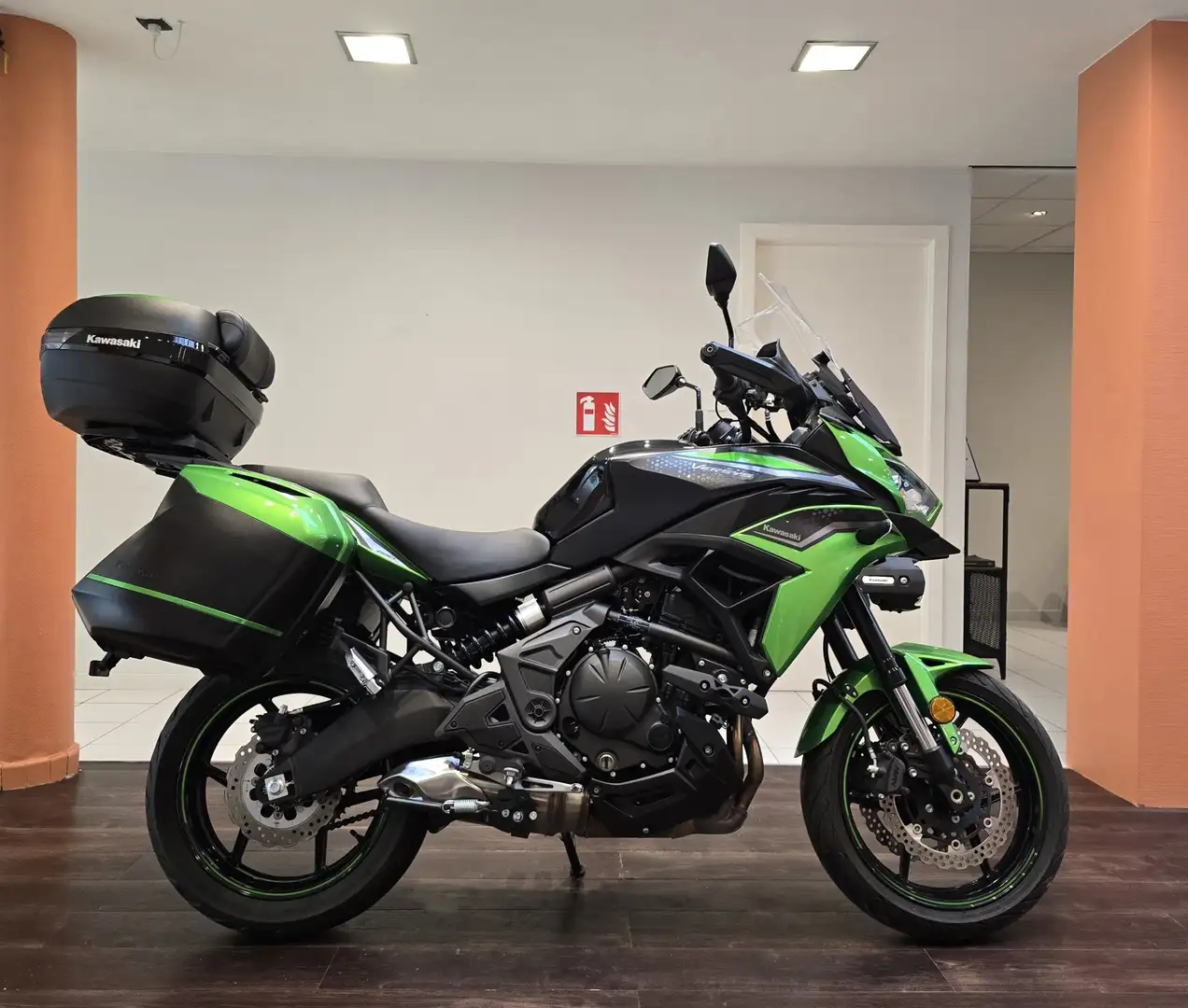 Kawasaki Versys 650 Grand Tourer Groen - 1