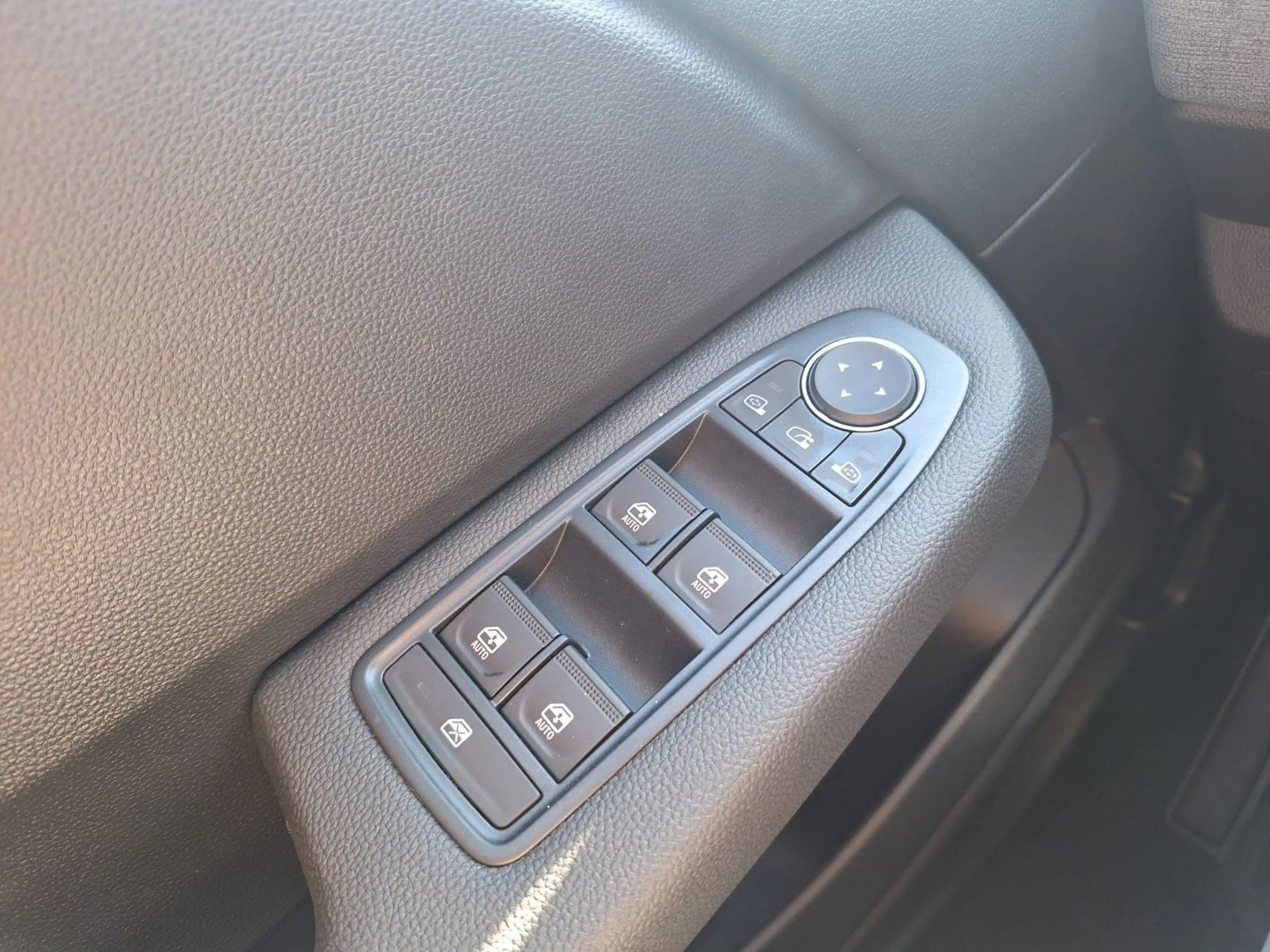 Mitsubishi Colt PLUS 1.0 Benziner 5-Gang — photo 10