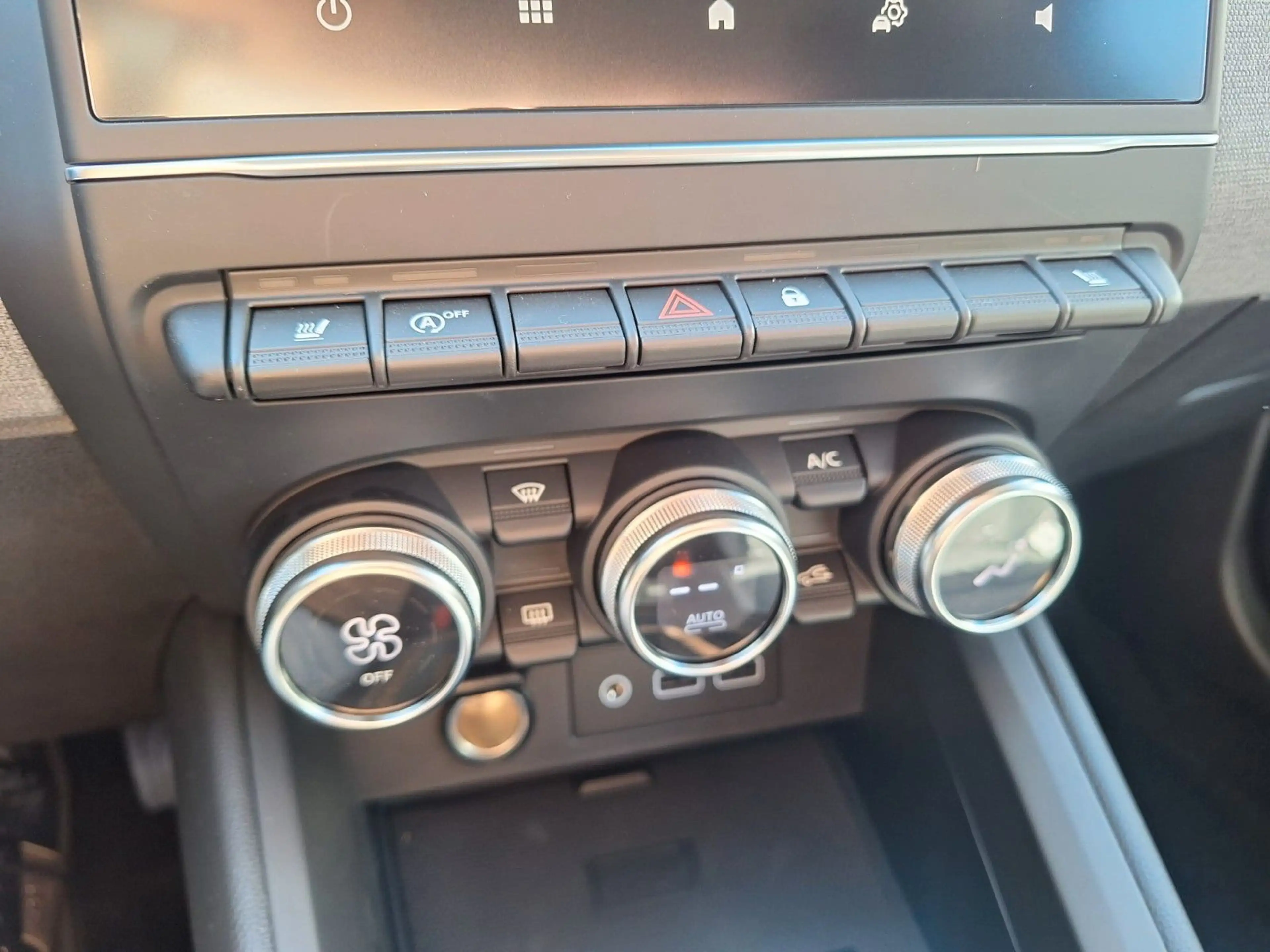 Mitsubishi Colt PLUS 1.0 Benziner 5-Gang — photo 9