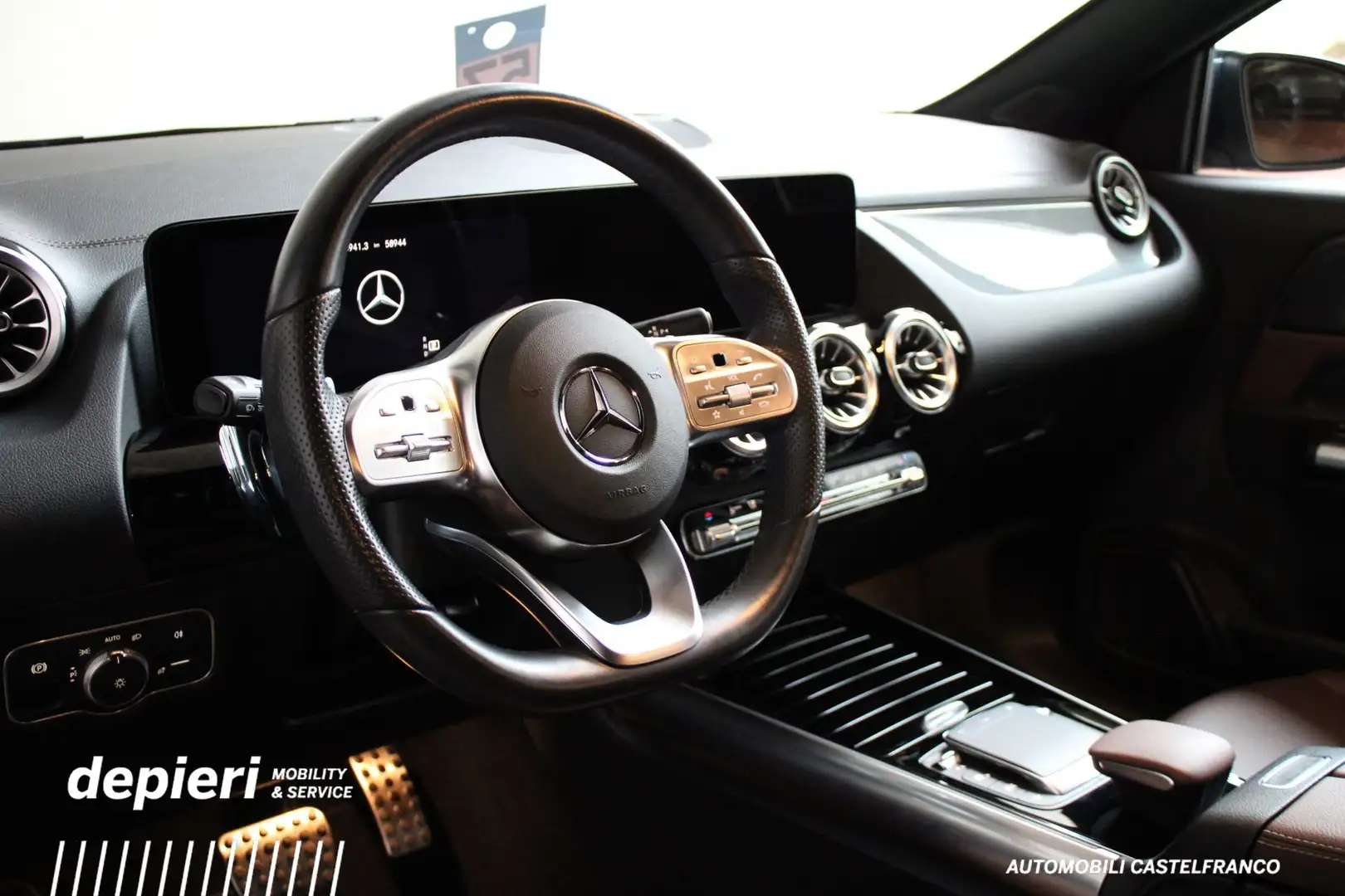 Mercedes-Benz GLA 200 GLA 200 d Automatic 4Matic Premium Blau - 2