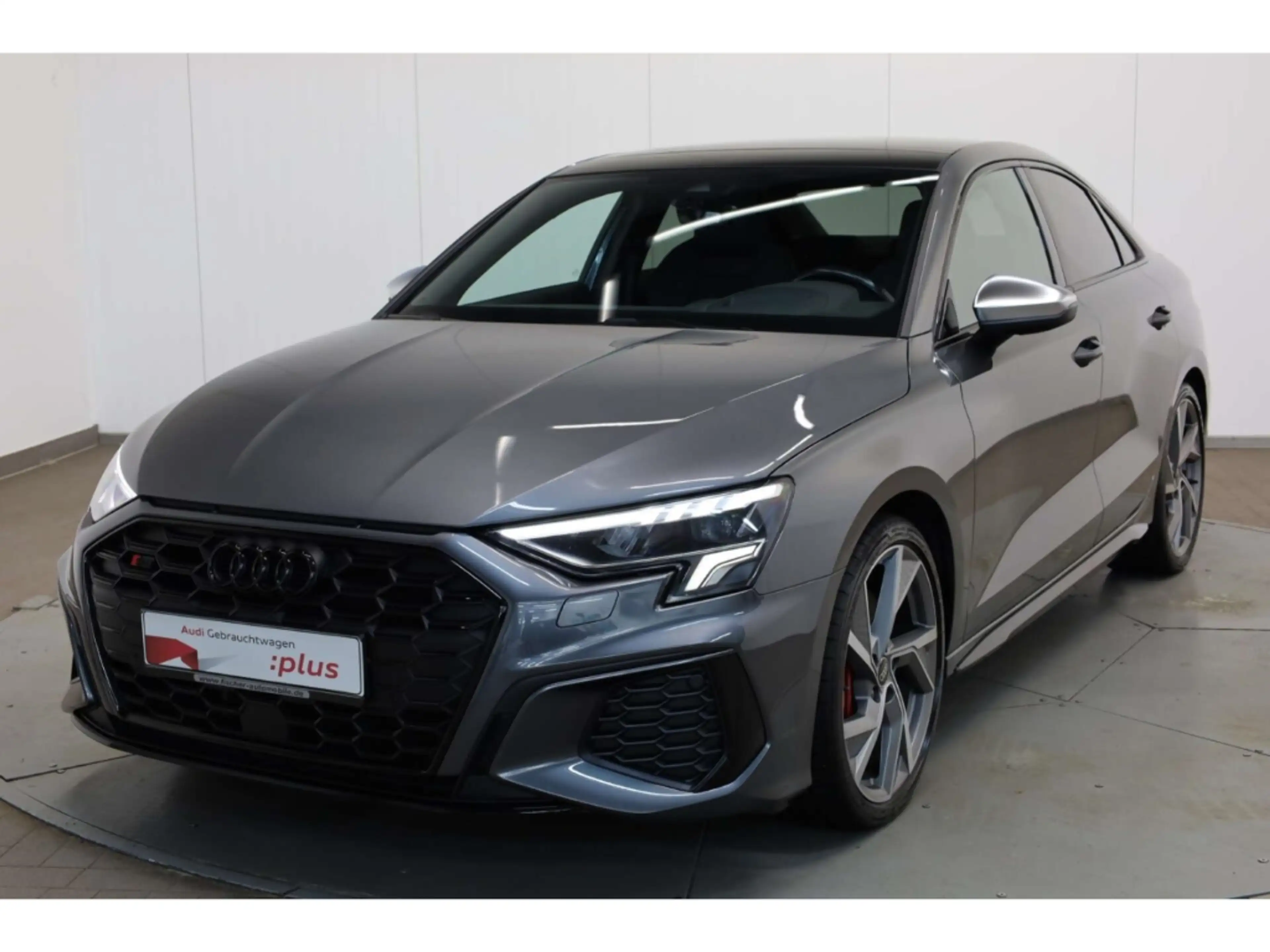 Audi S3 Limousine TFSI quattro — photo 2