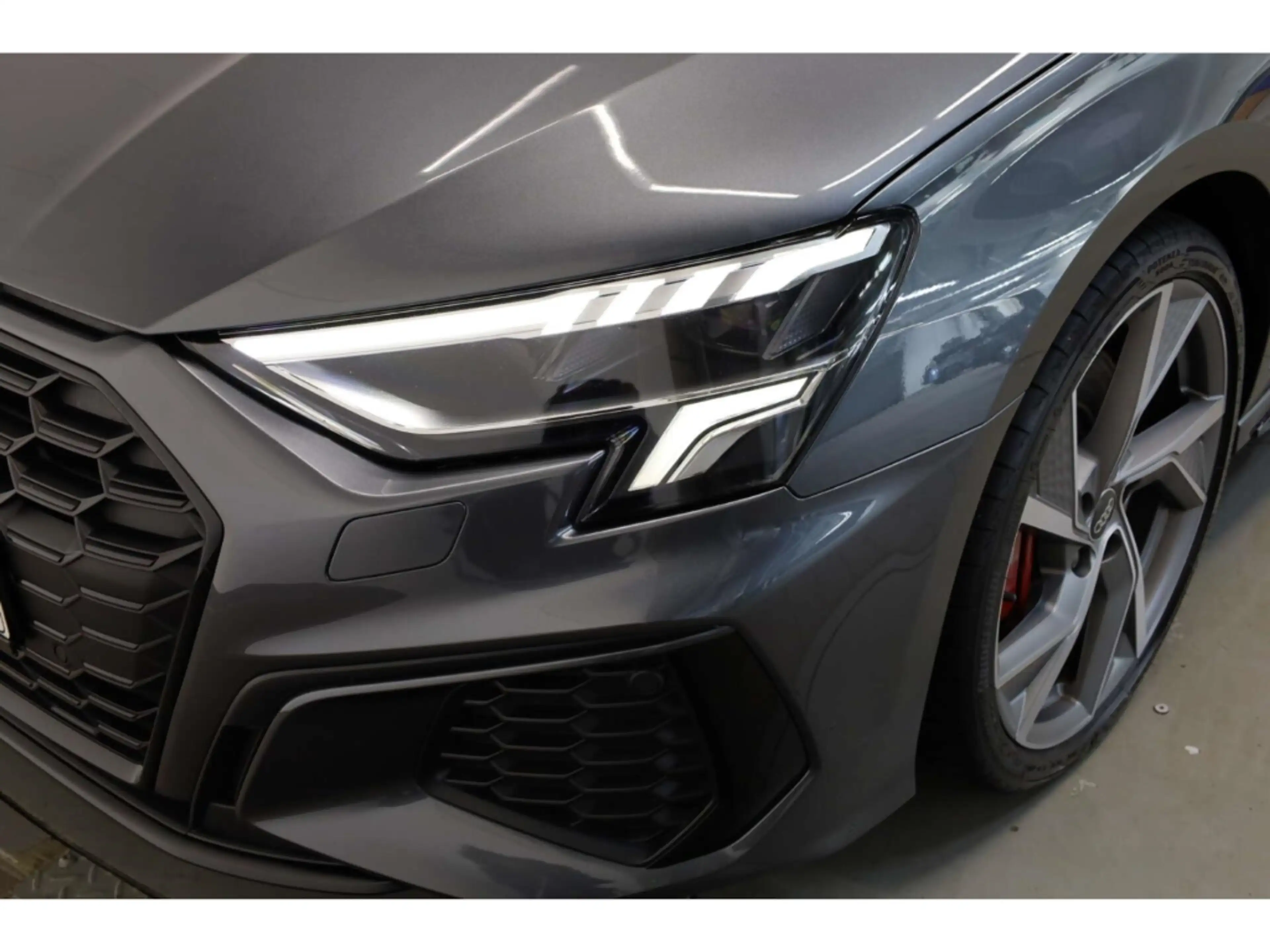 Audi S3 Limousine TFSI quattro — photo 7