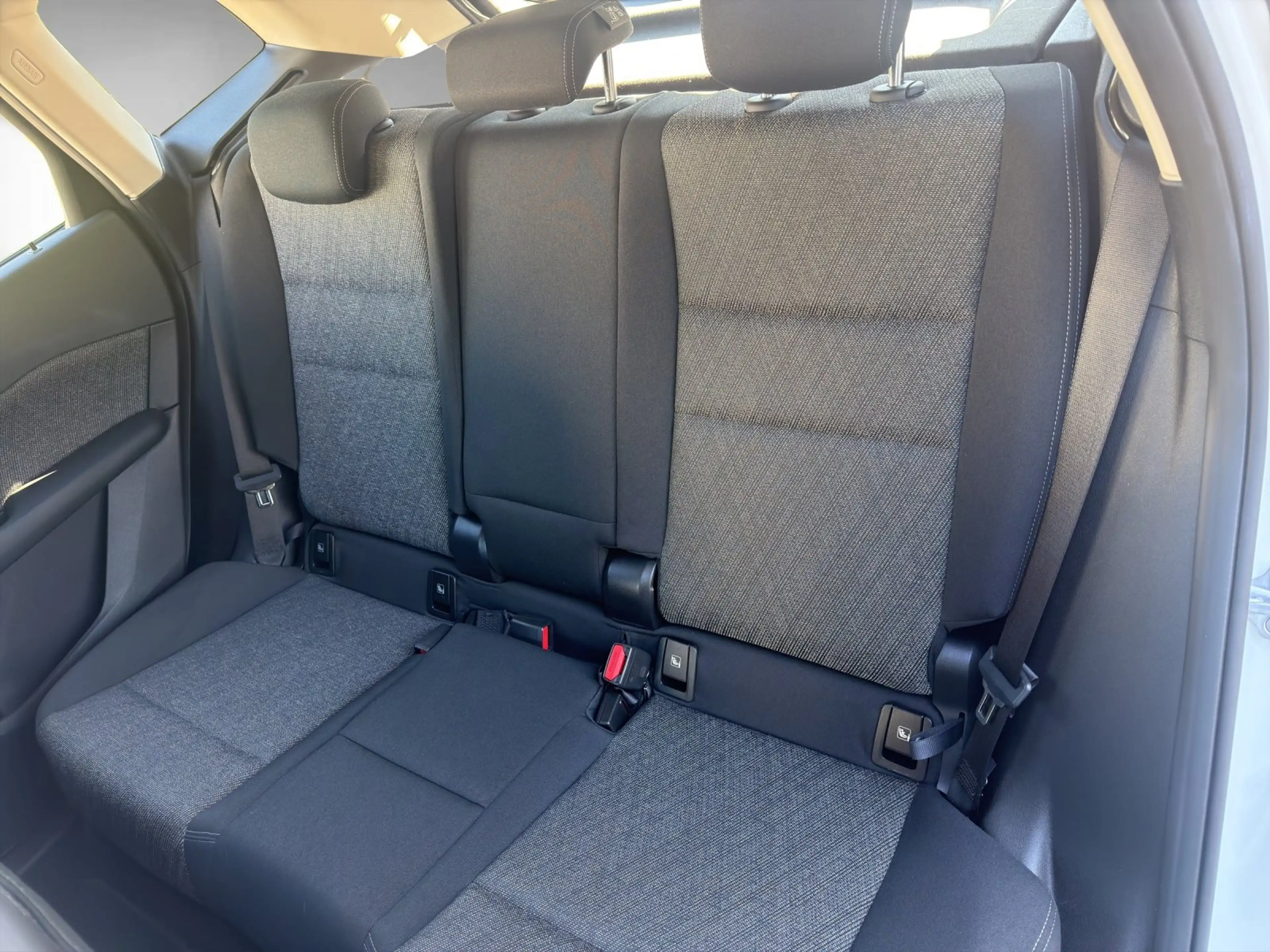 BMW 225 e xDrive Active Tourer Sitzhzg RFK Standhzg Reifen — photo 12