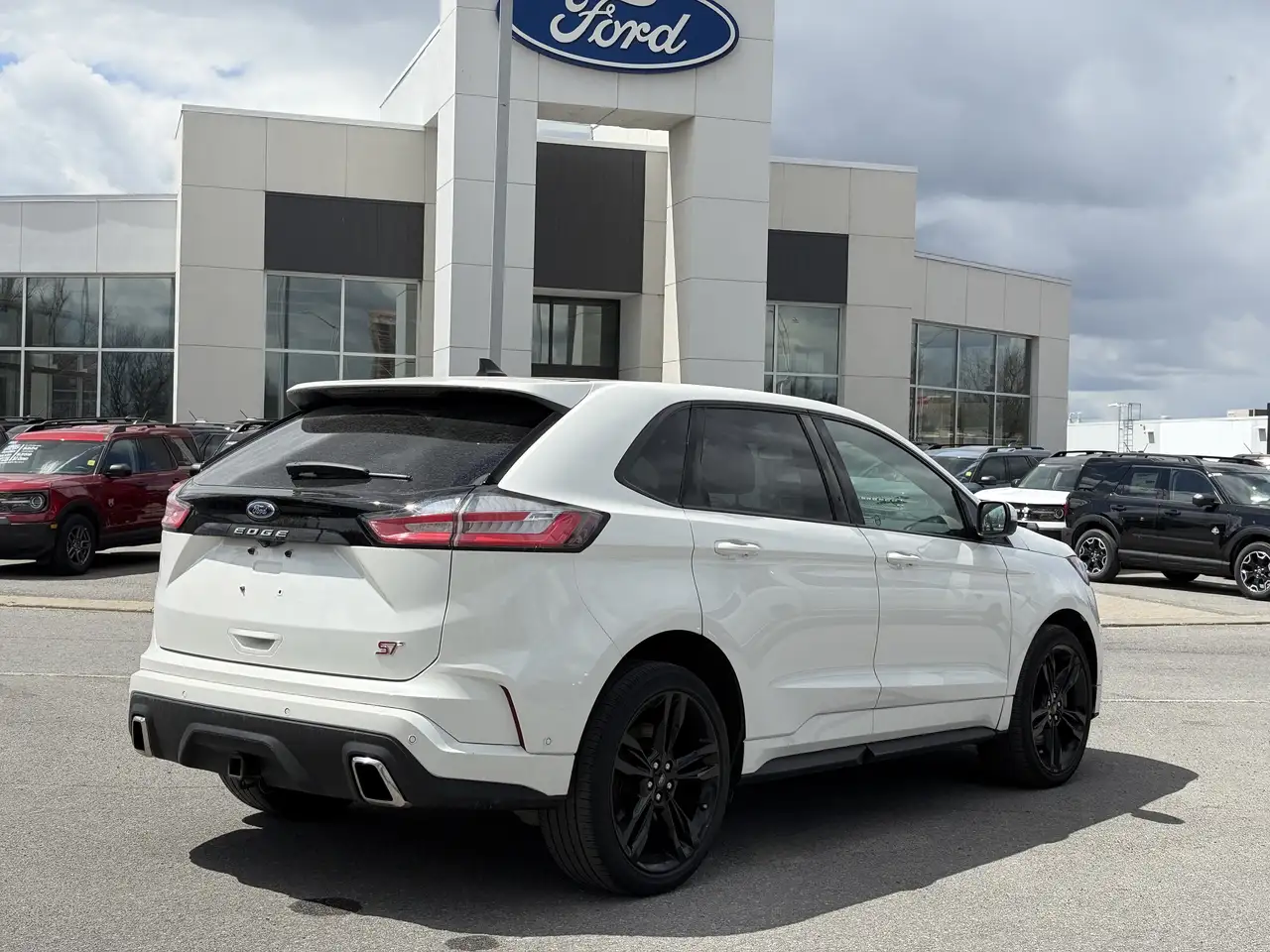 Ford Edge снимка Ford Edge