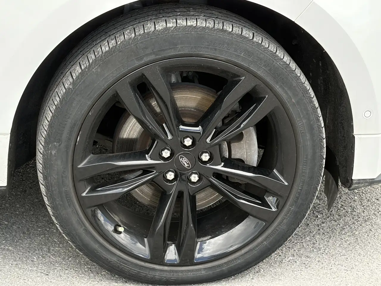 Ford Edge снимка Ford Edge