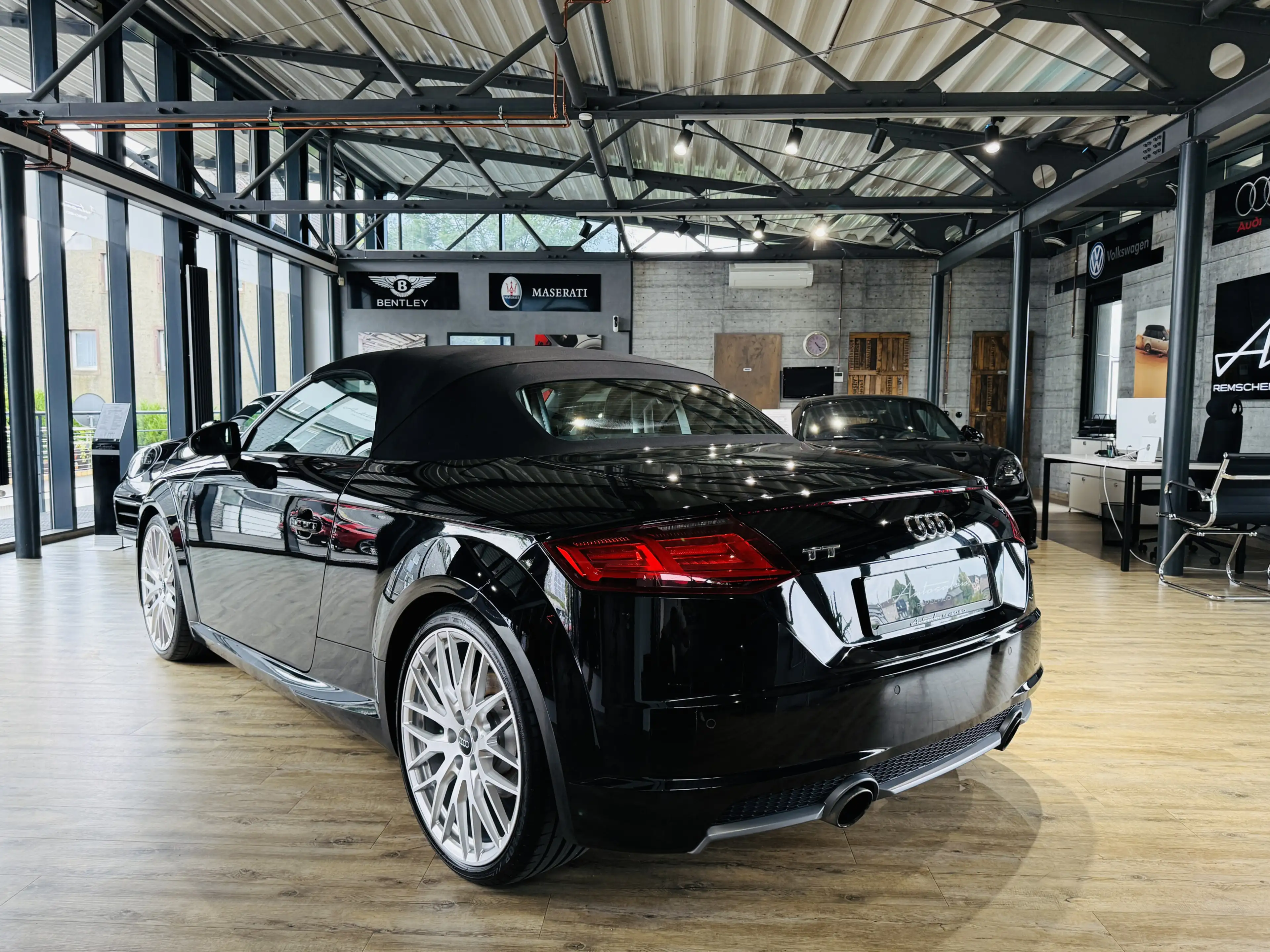 Audi TT 2.0 TFSI Roadster S-Line*SCHALTER*MATRIX*B&O* — photo 8