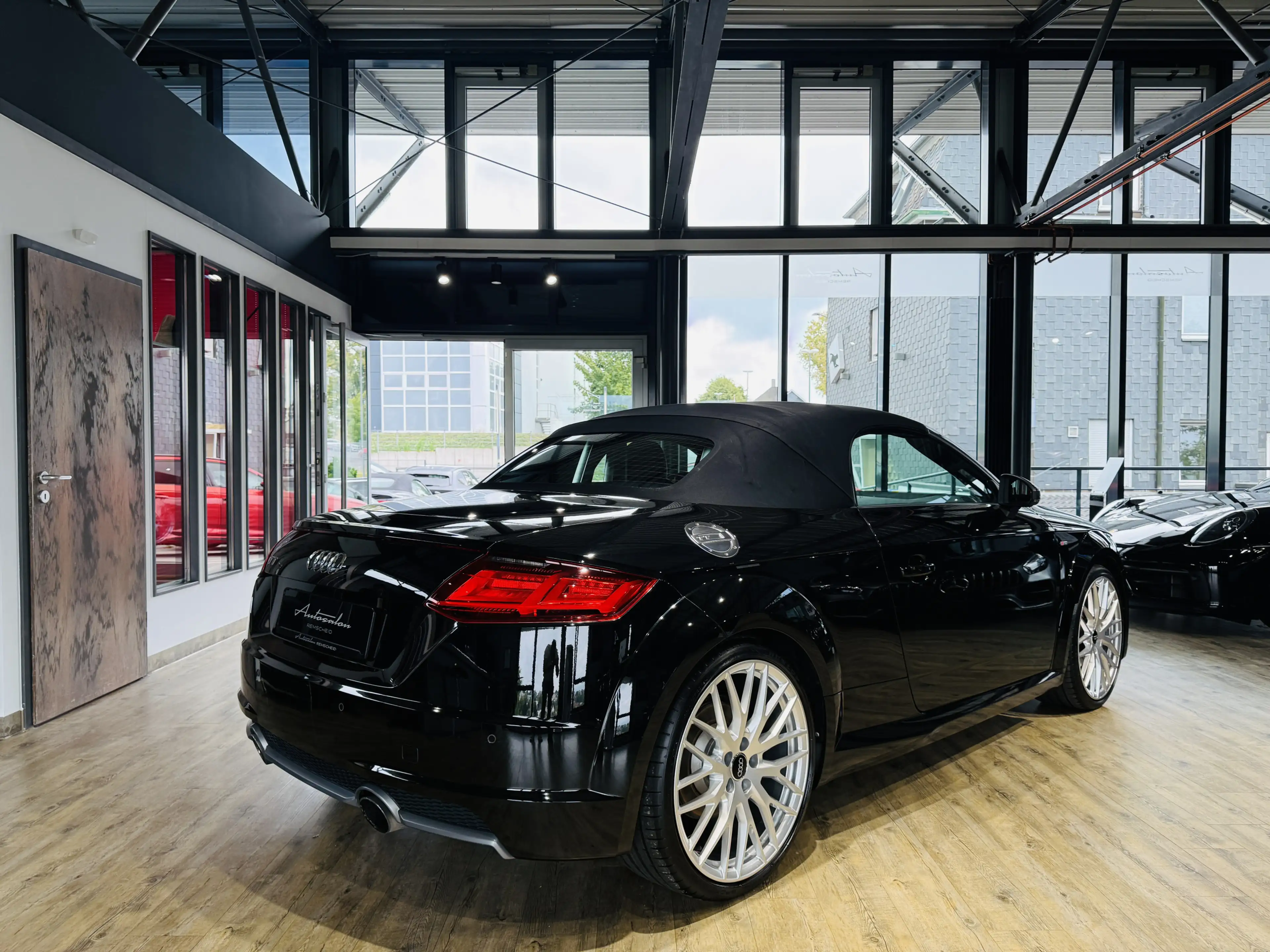 Audi TT 2.0 TFSI Roadster S-Line*SCHALTER*MATRIX*B&O* — photo 11