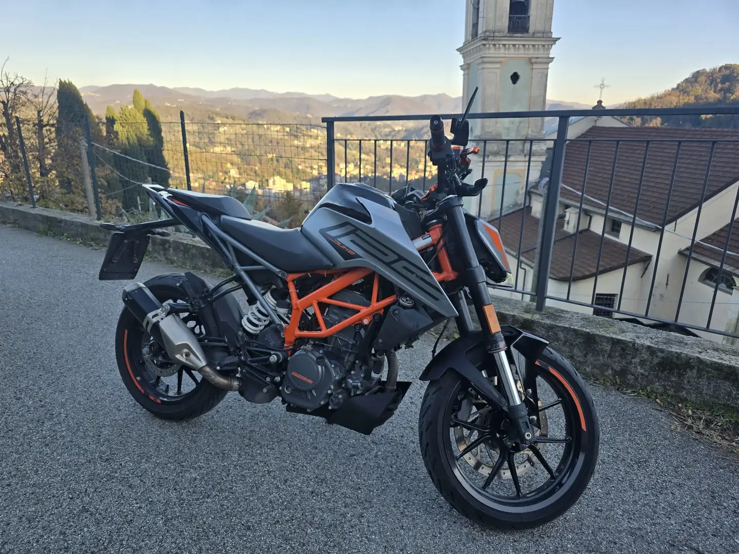 KTM 125 Duke abs Szürke - 1