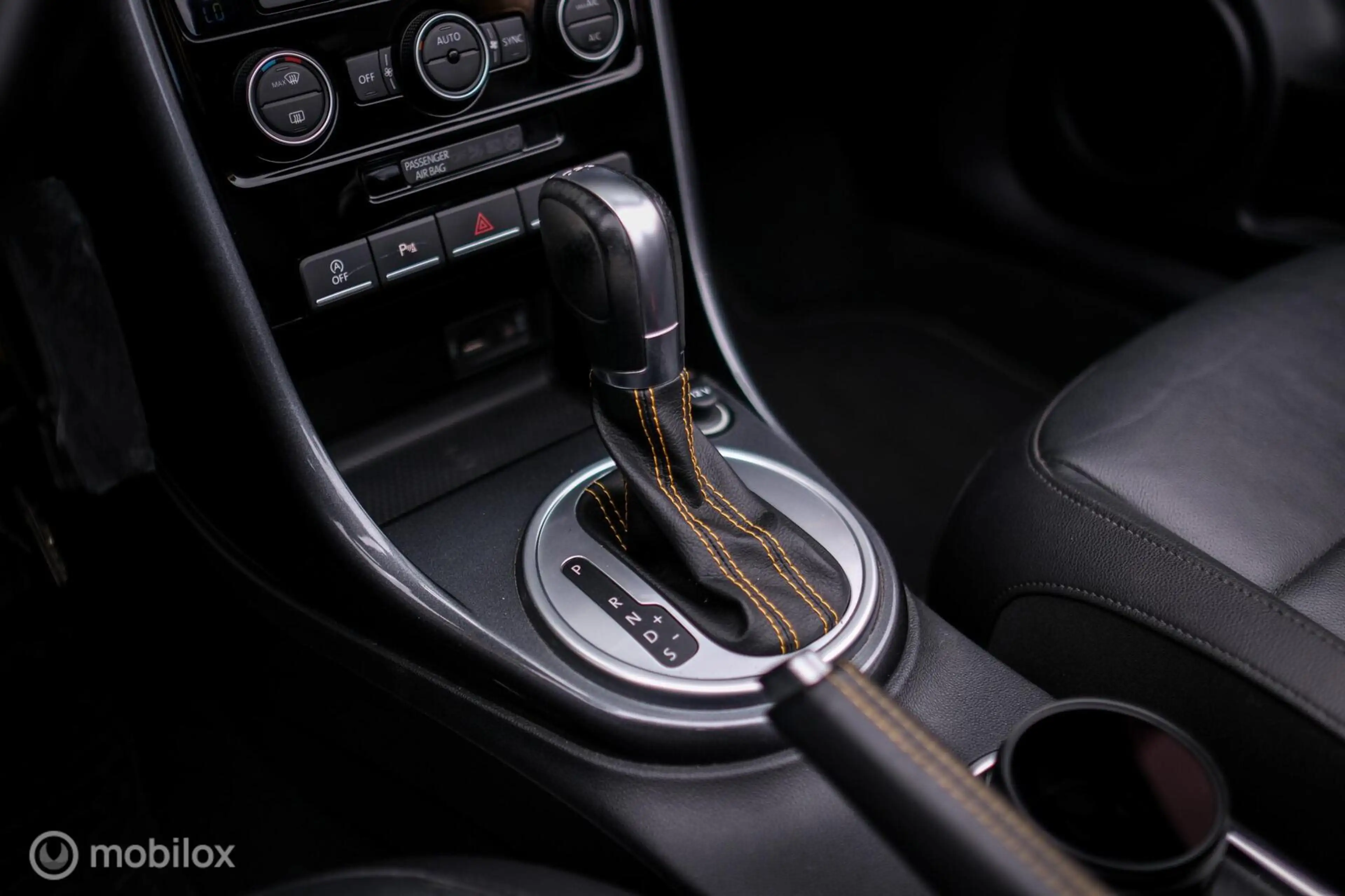 Volkswagen Beetle Cabriolet 1.4 TSI Dune | Camera | Leder | LED | Xe — photo 28
