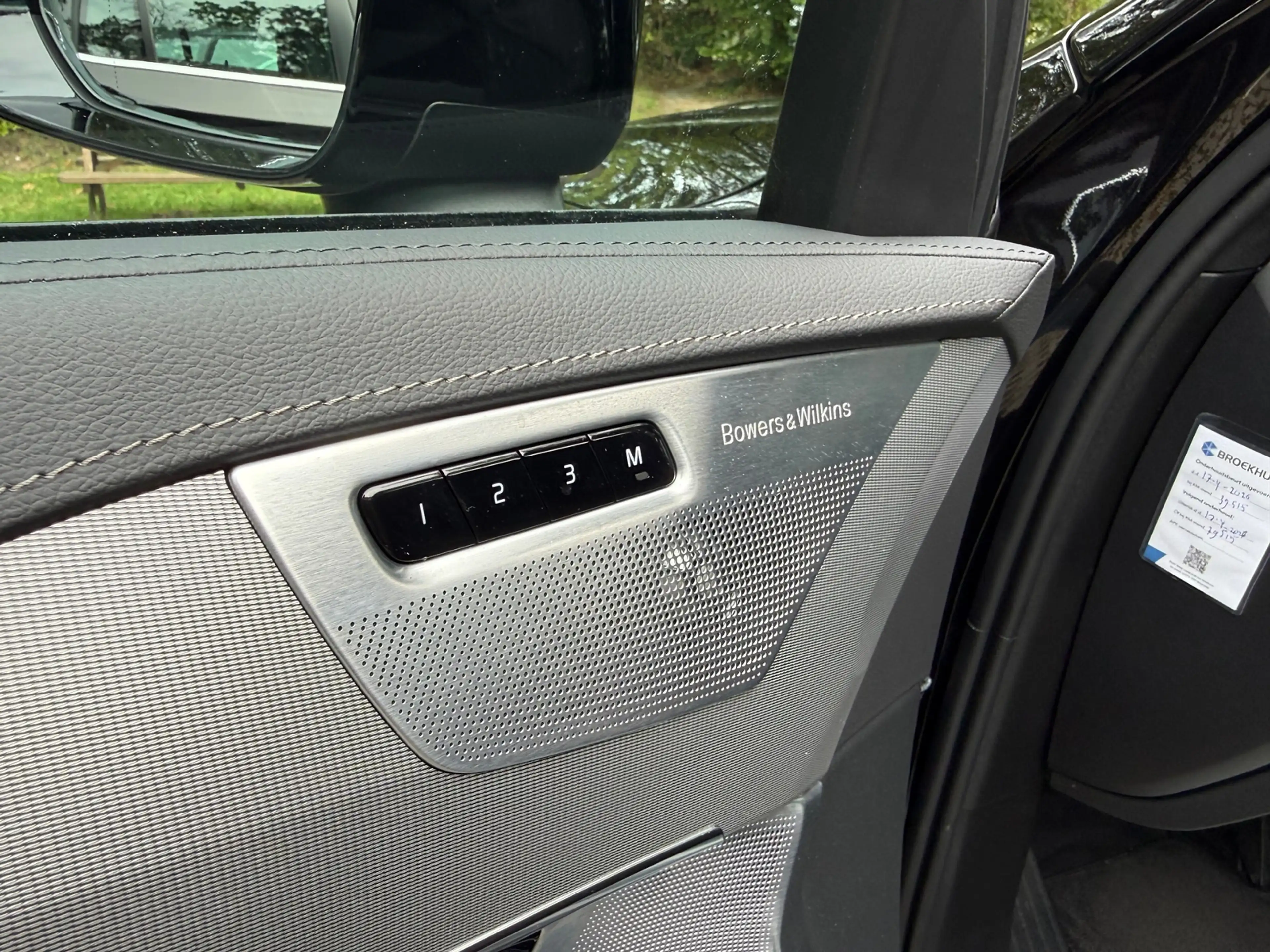 Volvo XC90 2.0 T8 Plug-in hybrid AWD Ultra Dark — photo 11