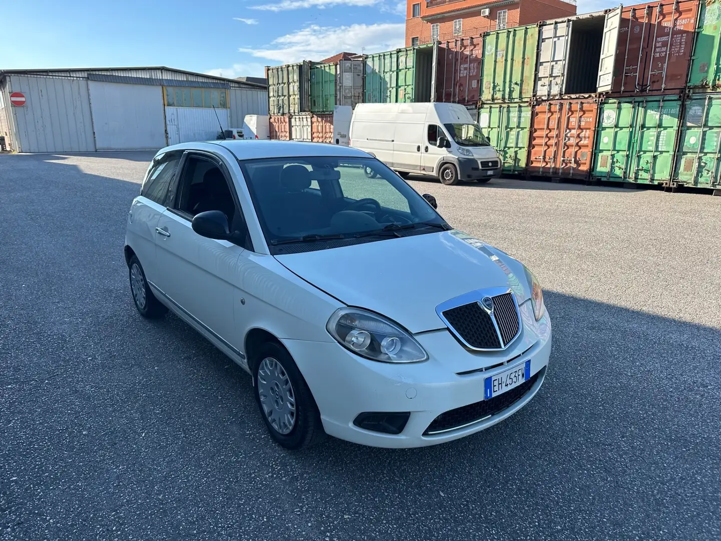 Lancia Ypsilon 1.2 69 CV 5 porte S&S Platinum GPL Bianco - 1