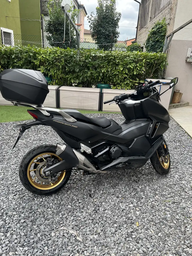 Honda Forza 750 - 2