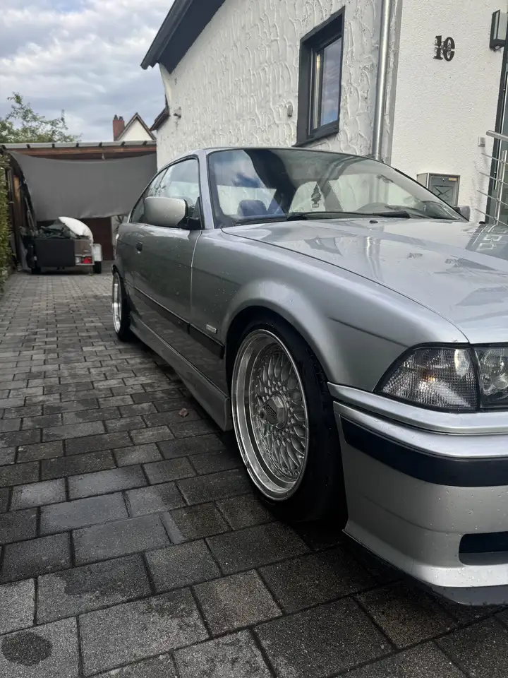 BMW 328i, foto 2
