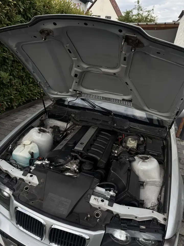 BMW 328i, foto 9