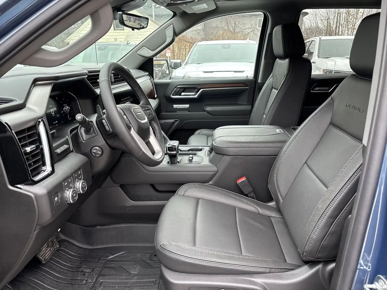 GMC Sierra 1500 снимка GMC Sierra 1500