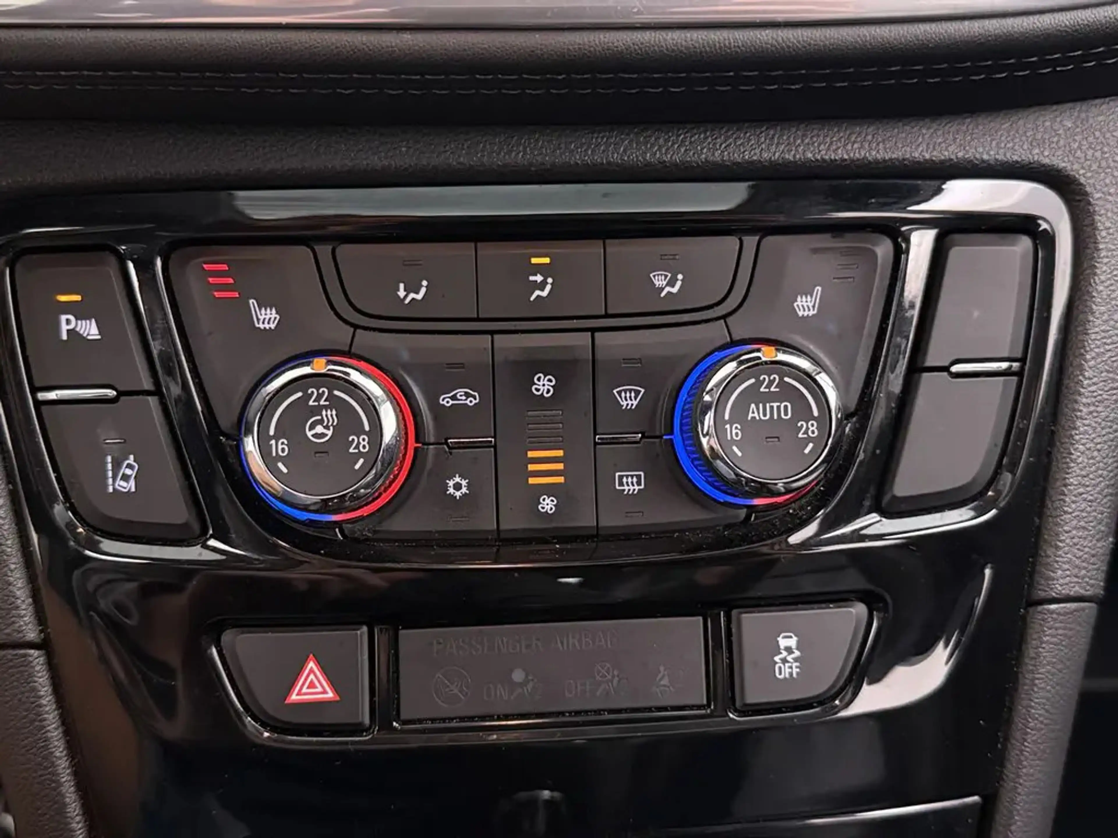 Opel Mokka X 1.4 Turbo Innovation Automaat — photo 9