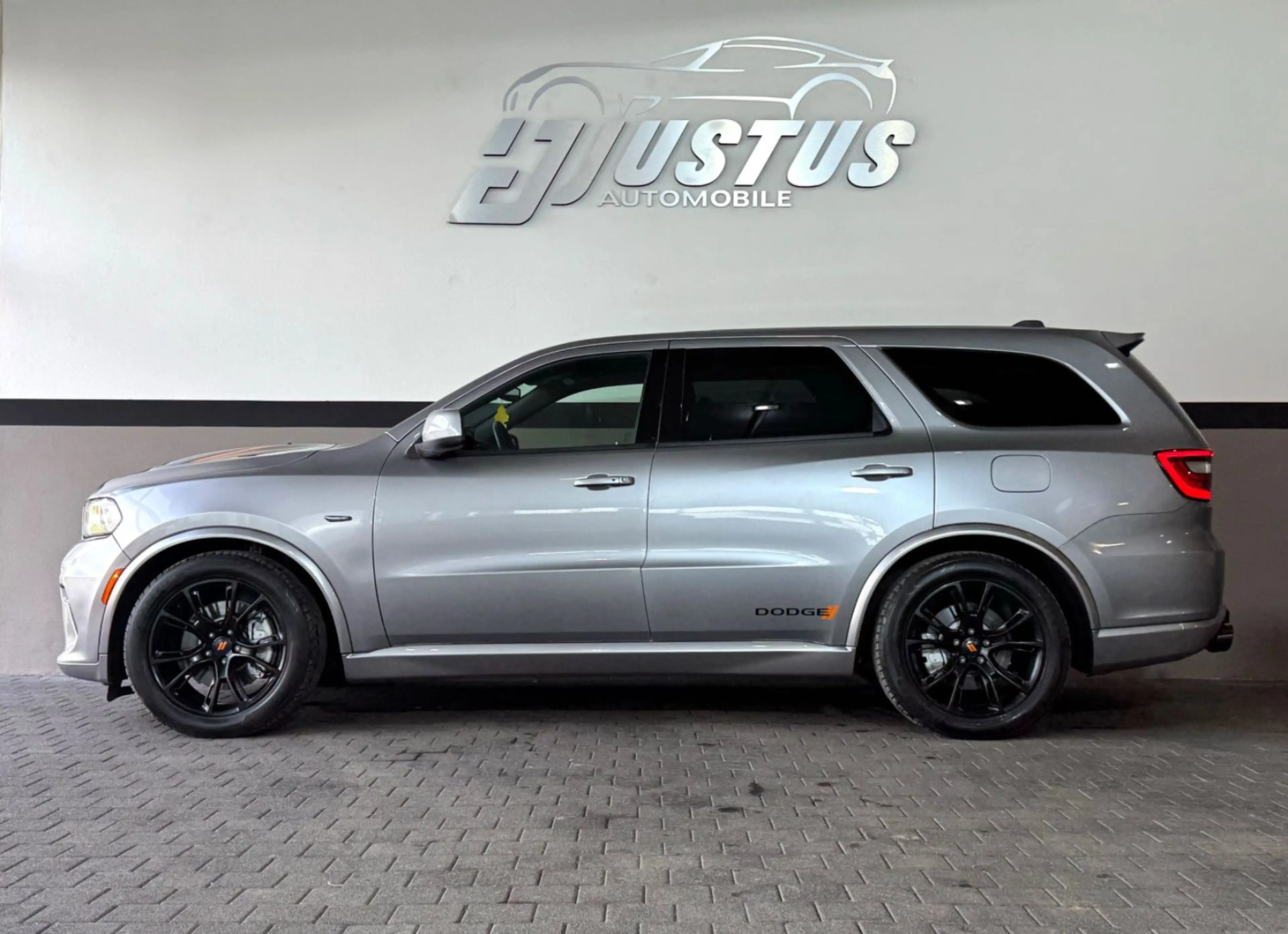 Dodge Durango 5.7 R/T/BRC GAS/AHK/4xSHZ/SBL/BTH/R20 — photo 3